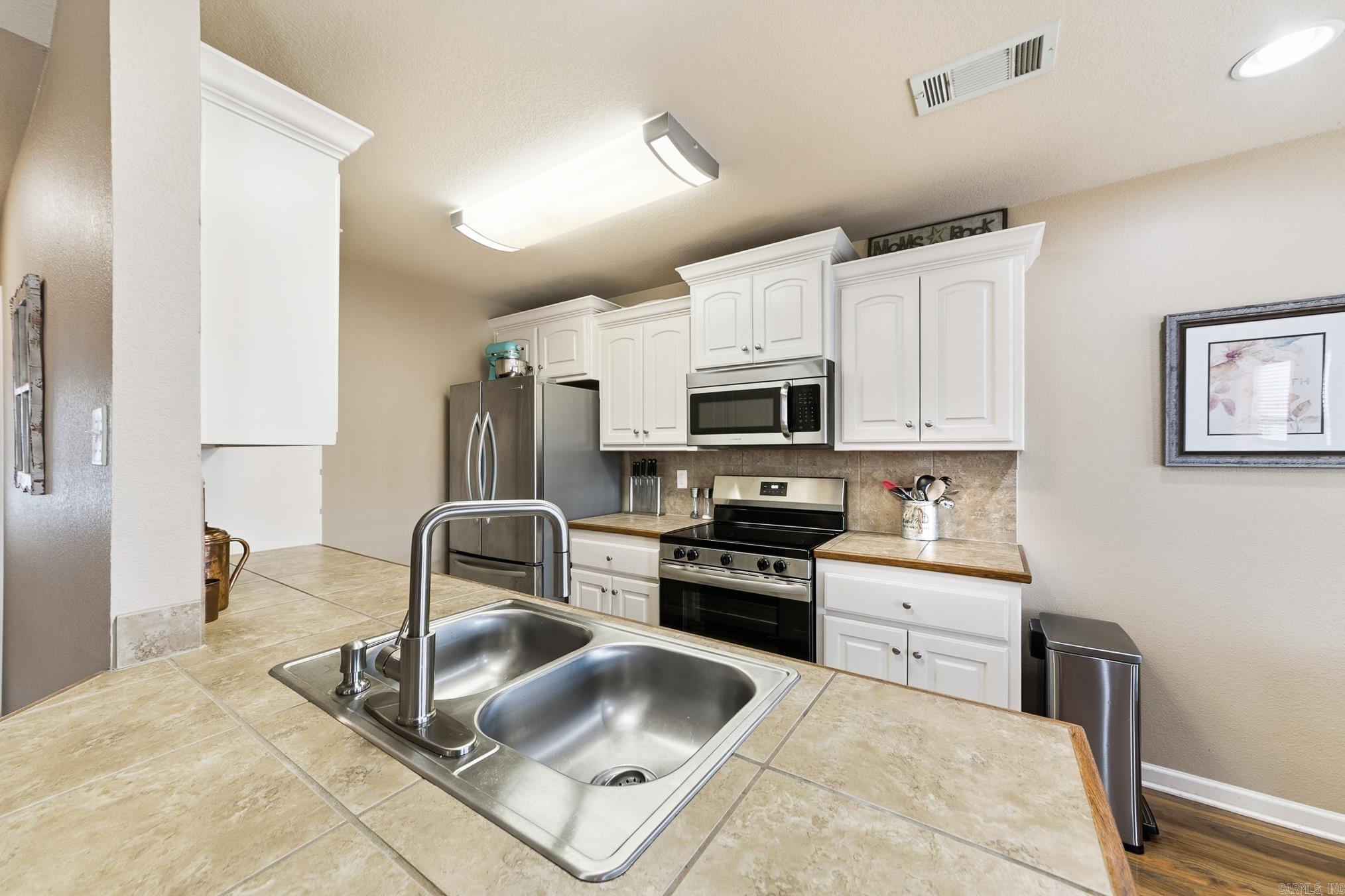 BRYSON ESTATES - Residential