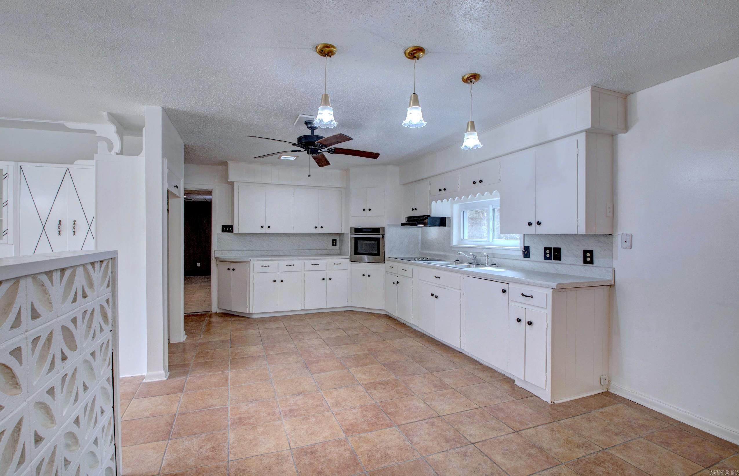 Rinke Gardens Acres - Residential