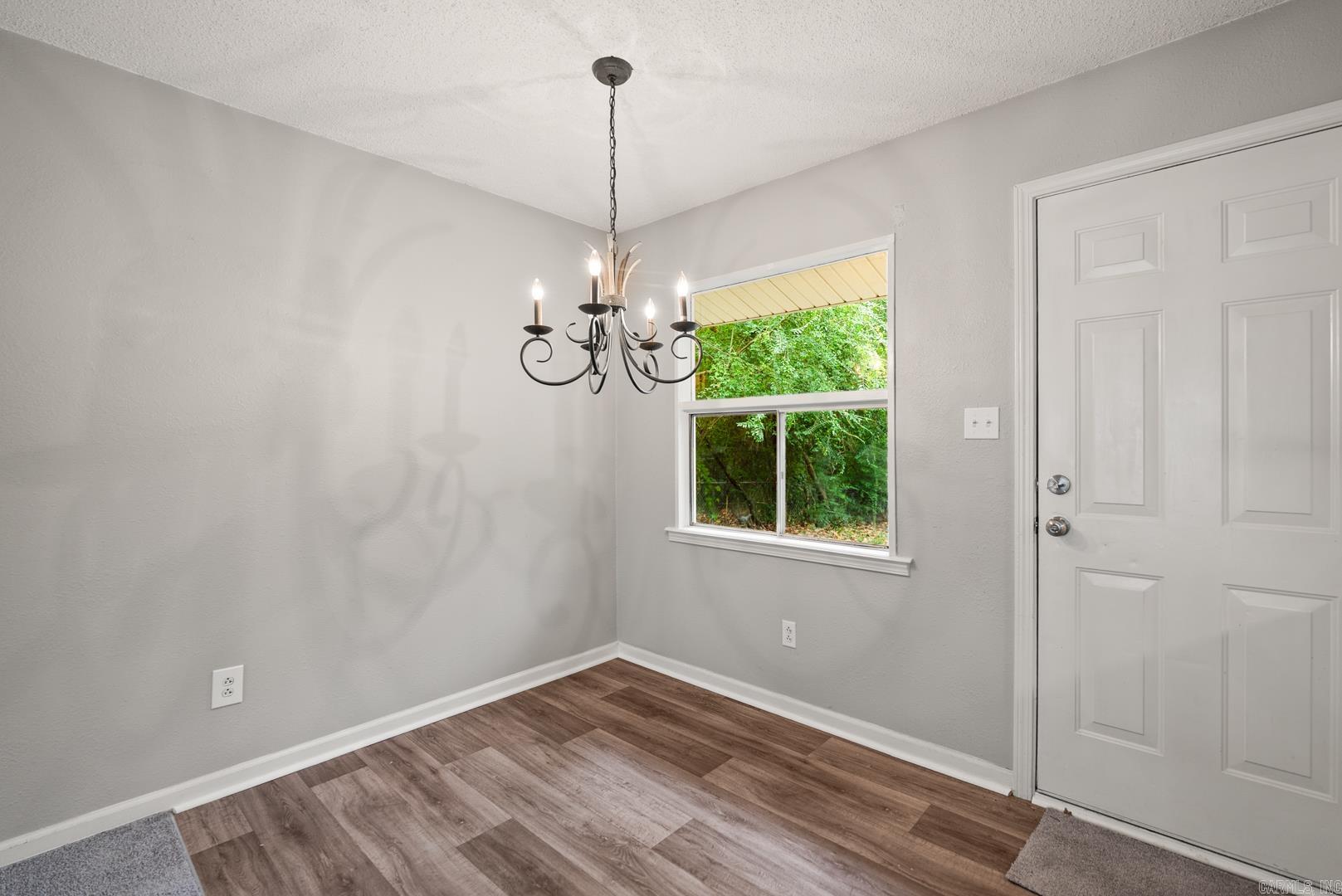 MEADOWCLIFF - Residential