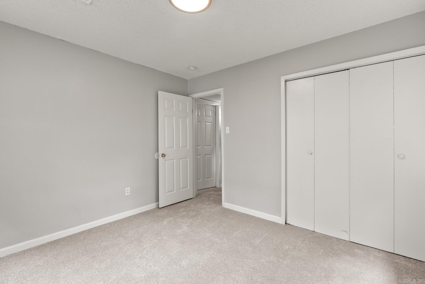 MEADOWCLIFF - Residential