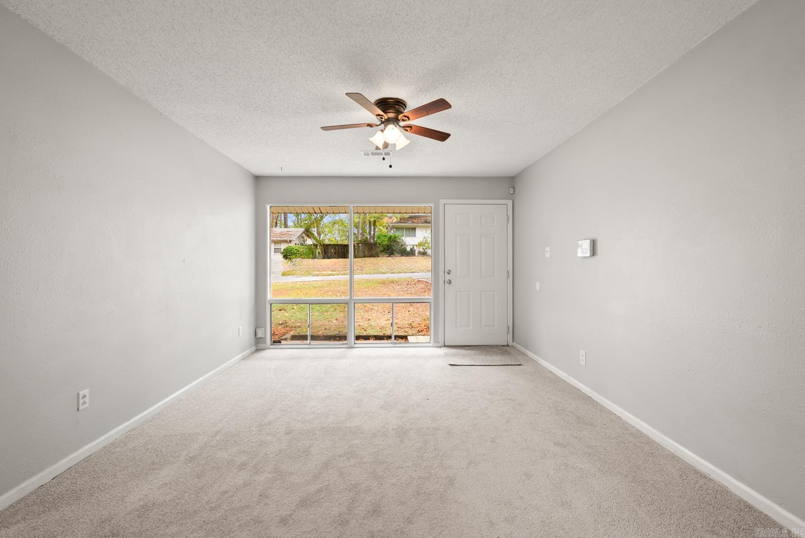 MEADOWCLIFF - Residential