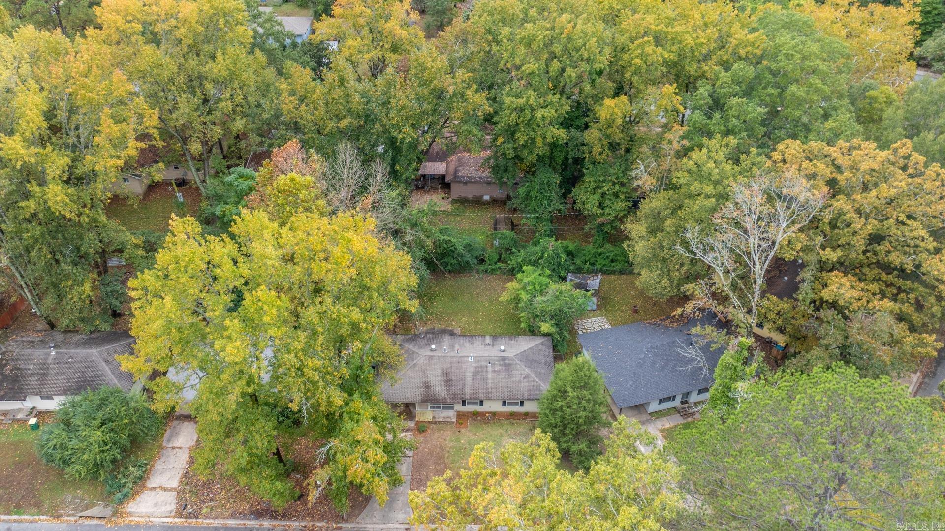 MEADOWCLIFF - Residential