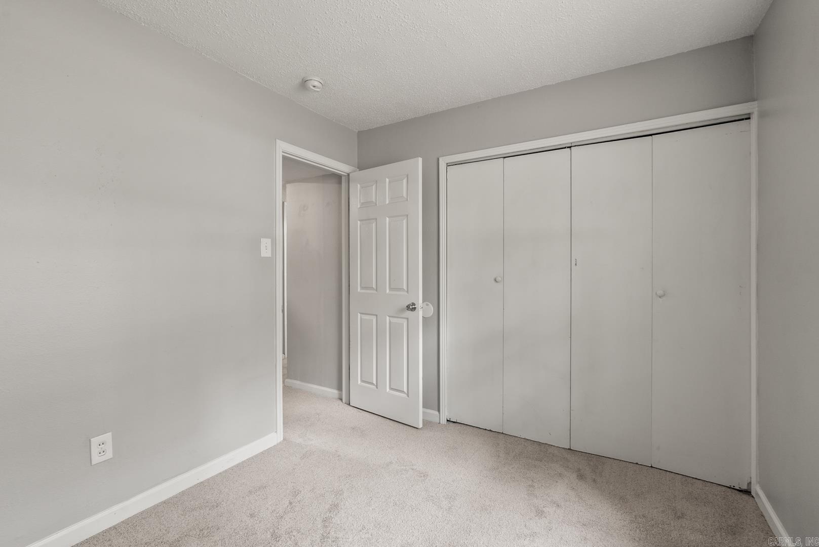 MEADOWCLIFF - Residential