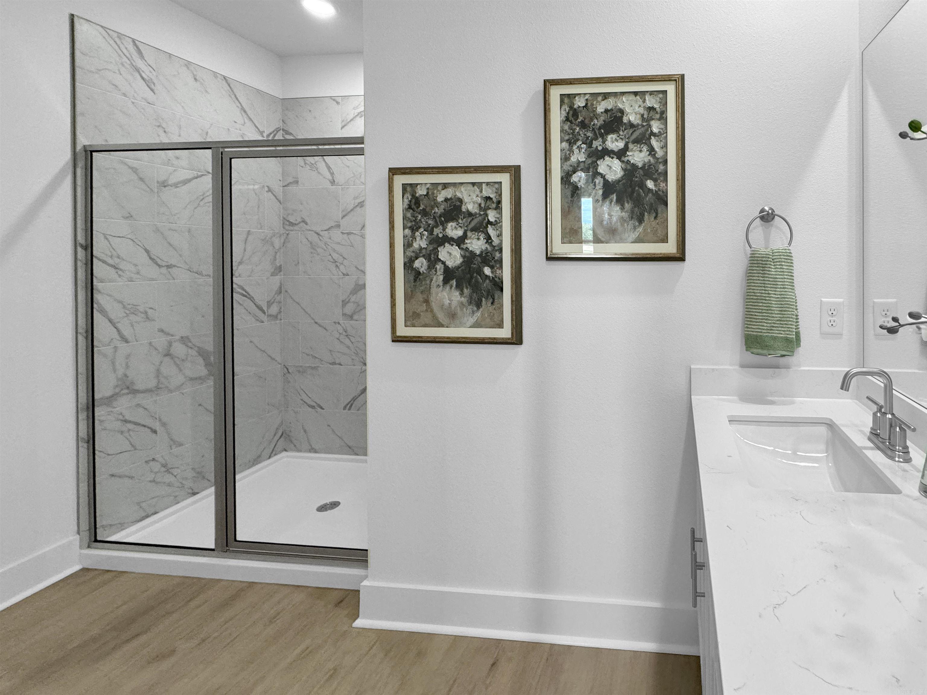 THE RESERVE AT COUNTRY CLUB PHAS - Residential