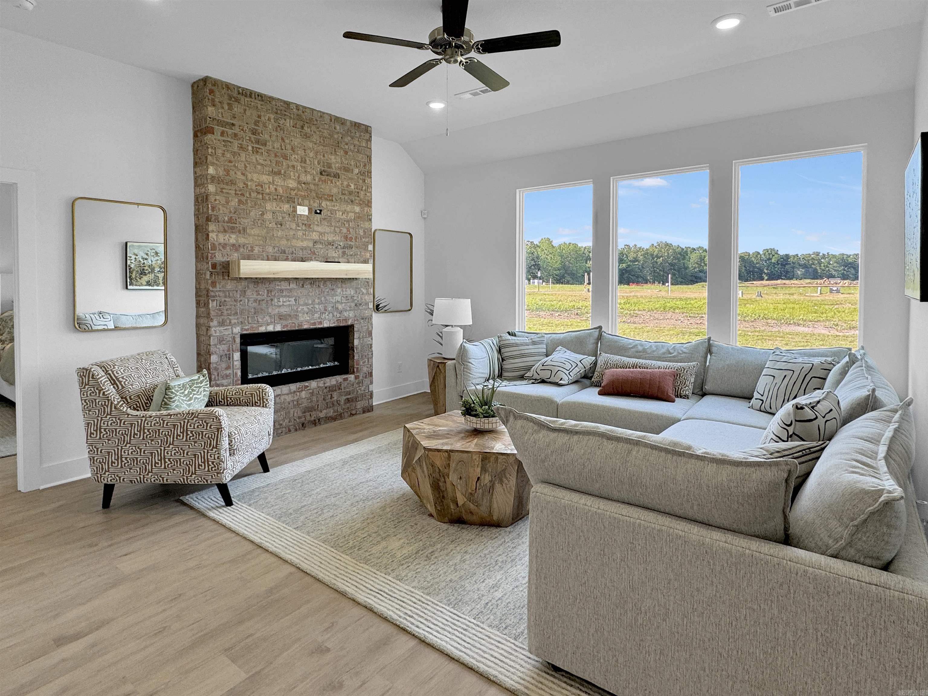 THE RESERVE AT COUNTRY CLUB PHAS - Residential