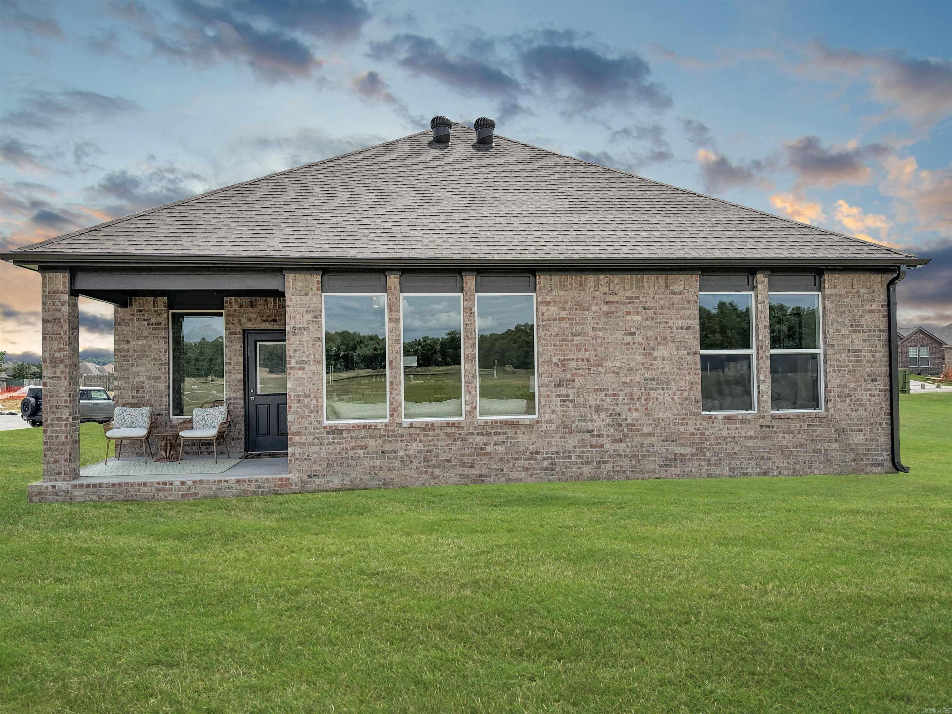 THE RESERVE AT COUNTRY CLUB PHAS - Residential