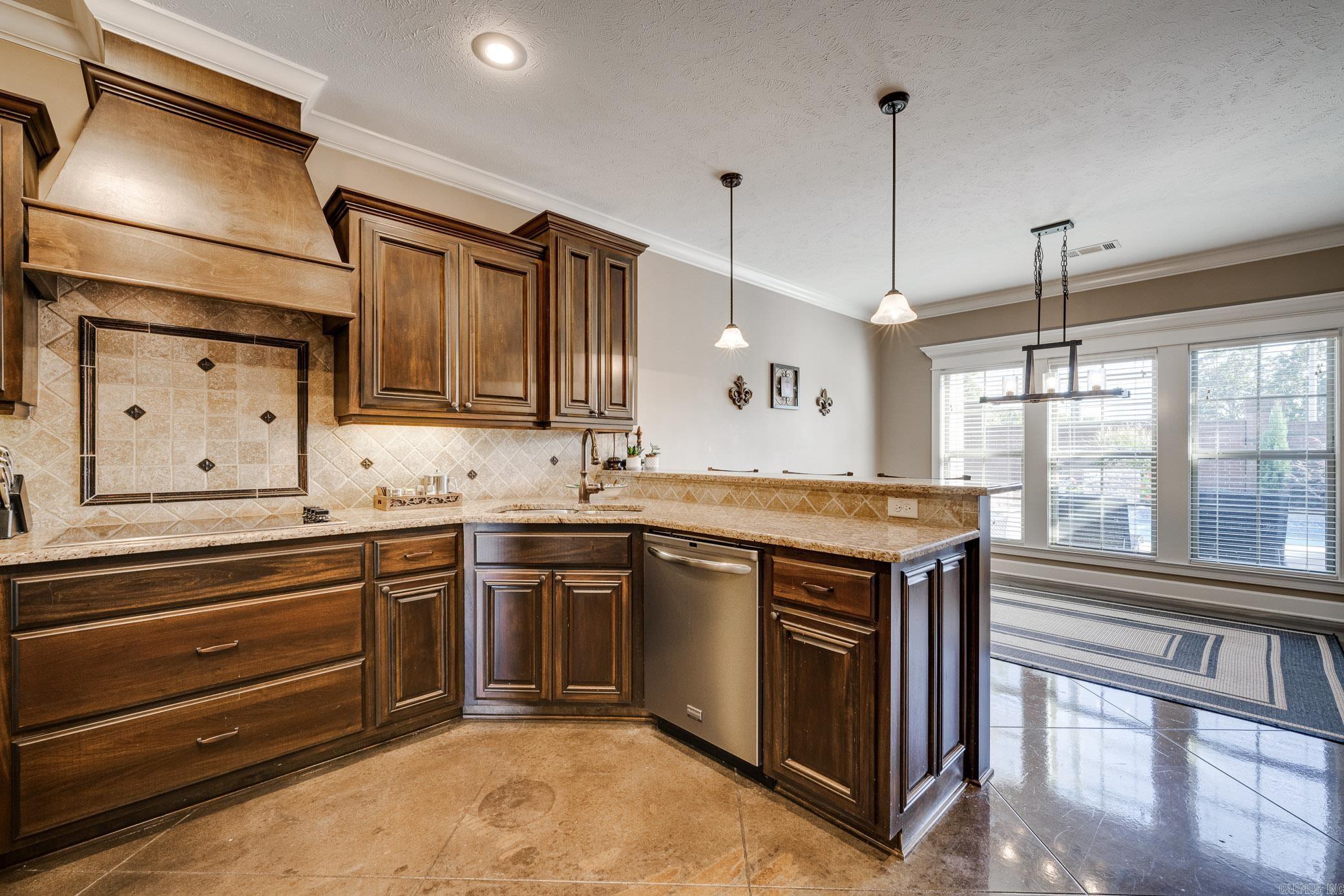 CHAPEL CREEK - Residential