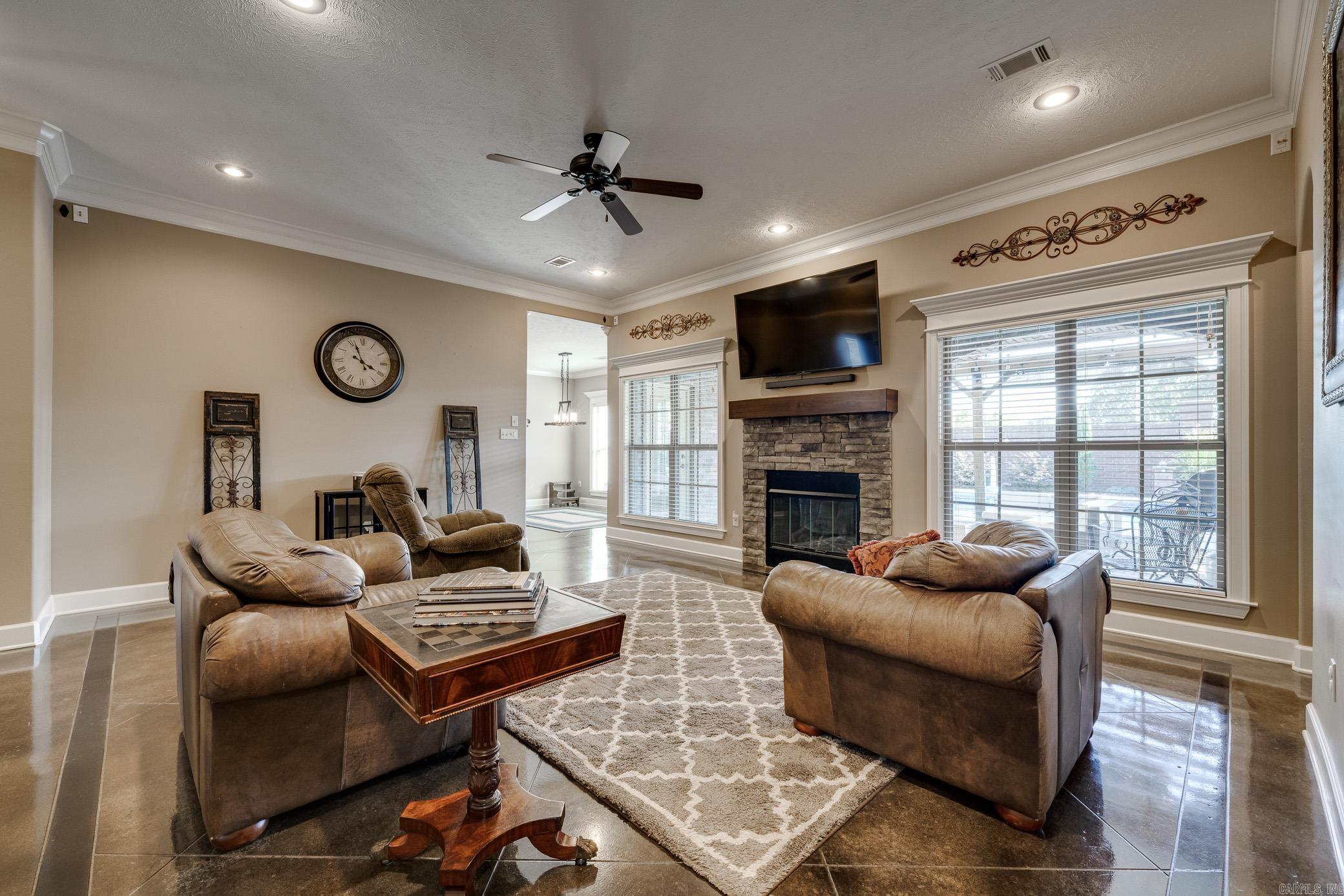 CHAPEL CREEK - Residential