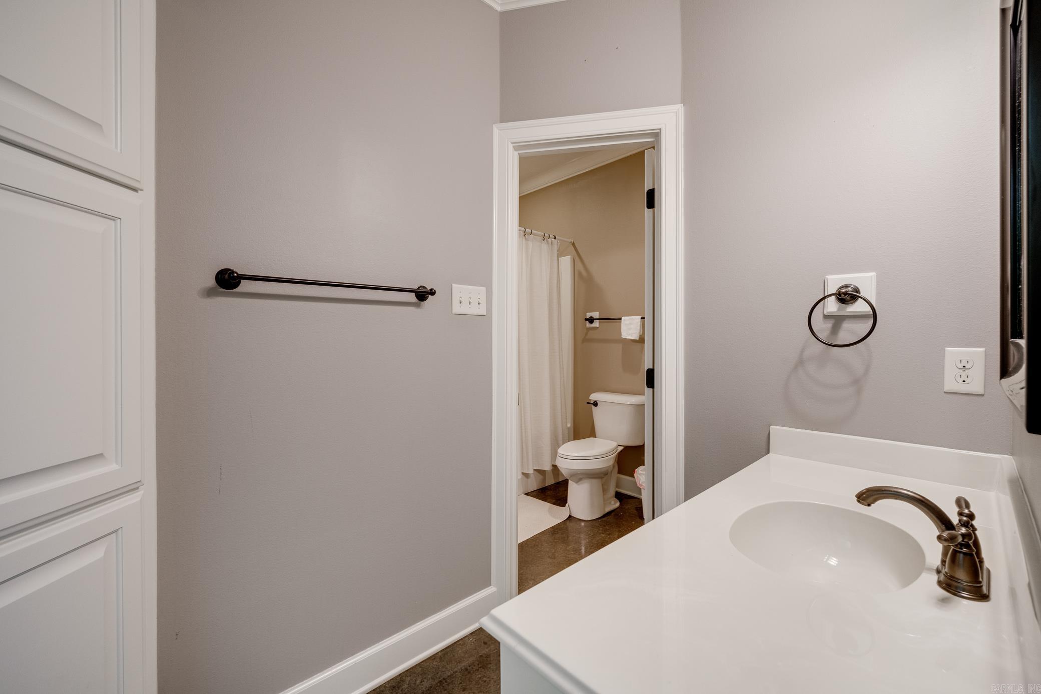 CHAPEL CREEK - Residential