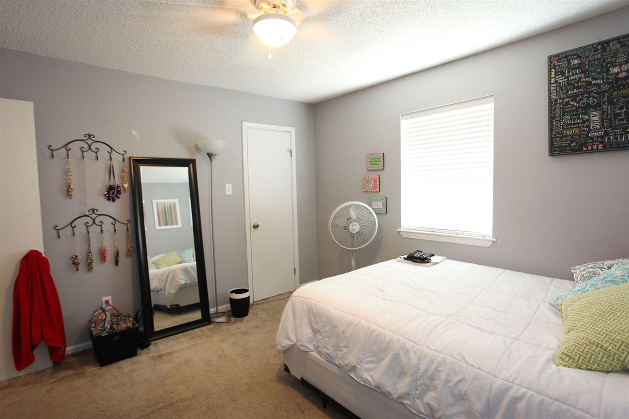 BAINBRIDGE - Residential