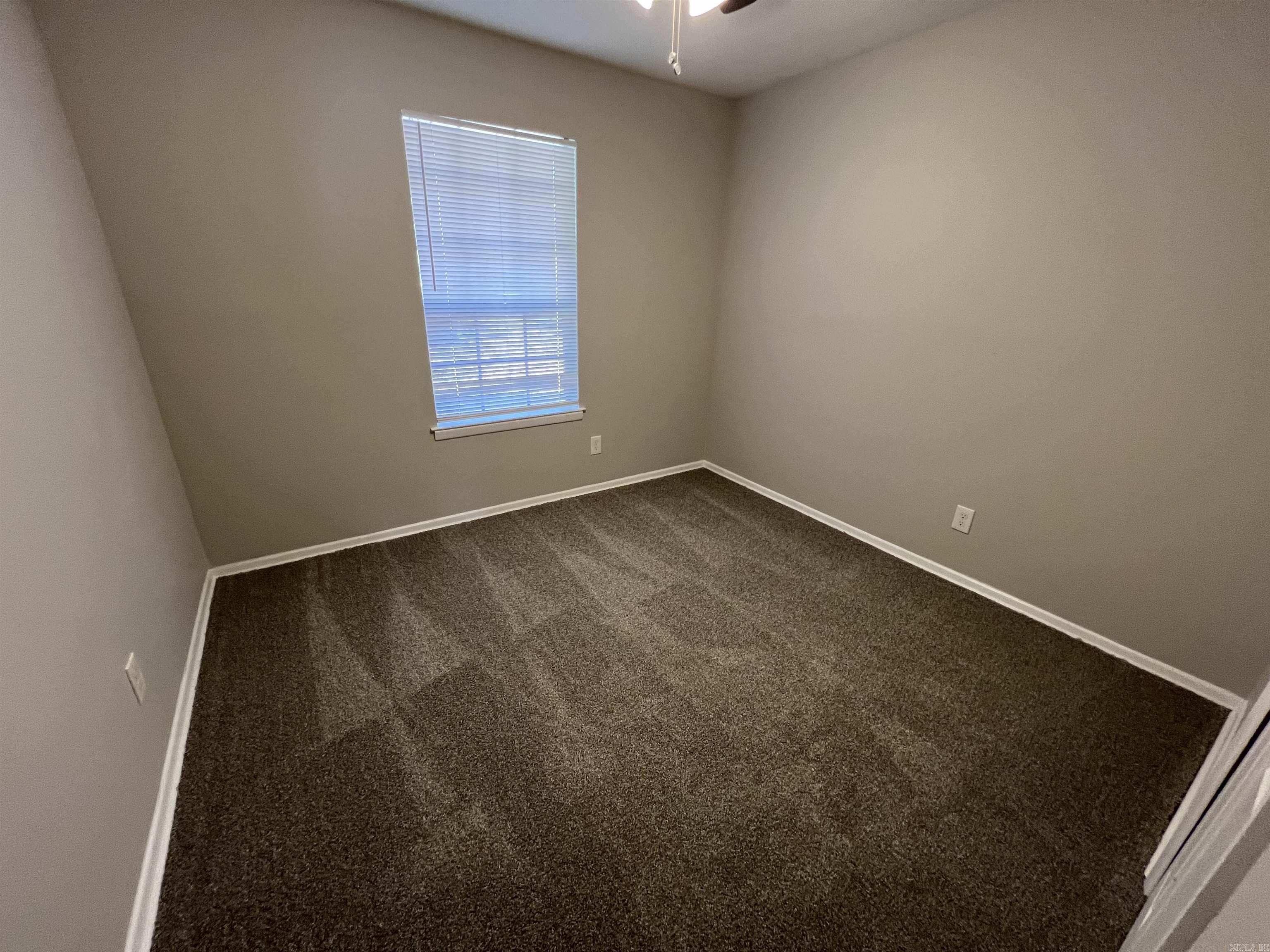 COUNTRY WOOD - Residential