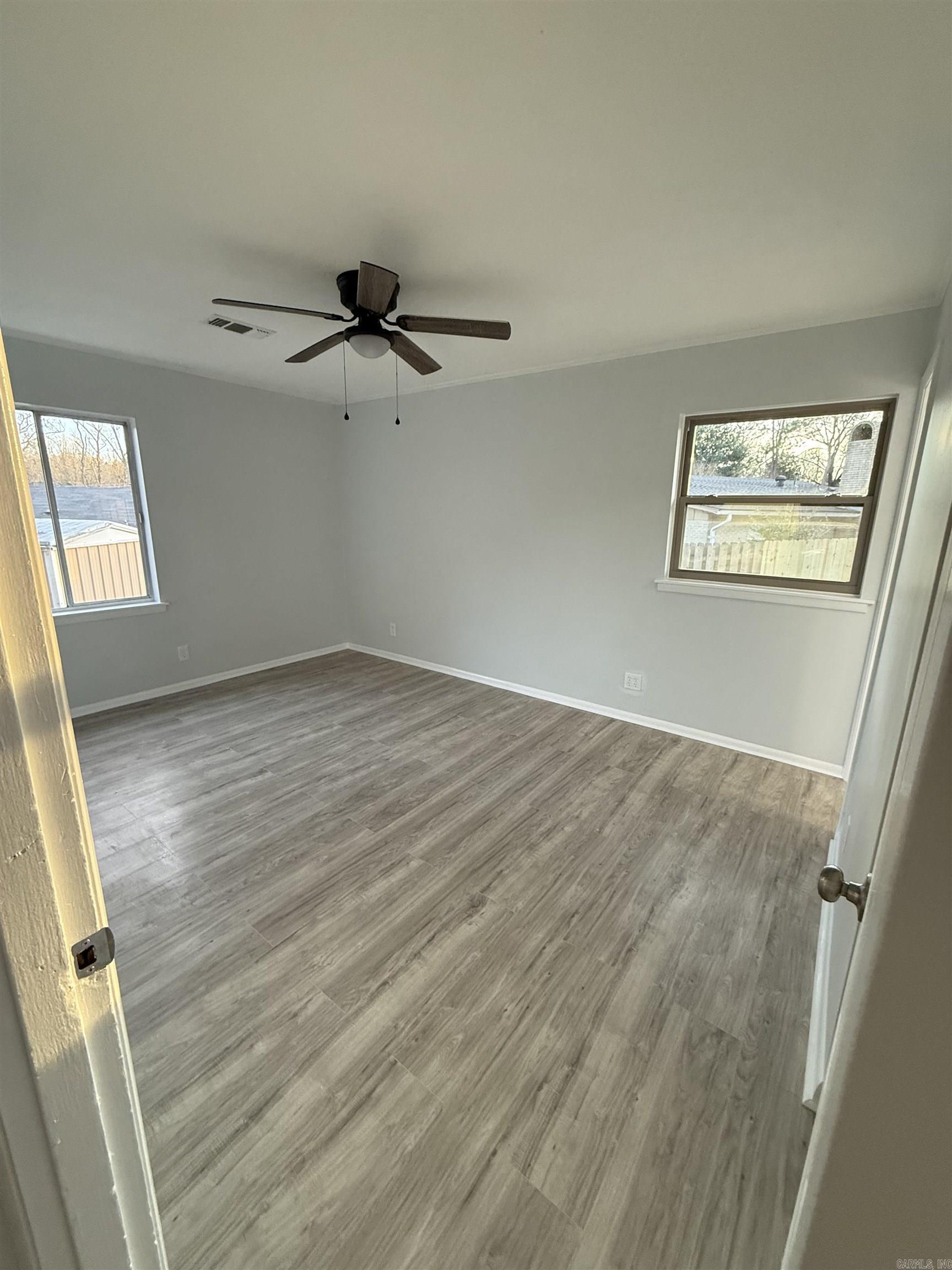 COUNTRY CLUB TERRACE - Residential