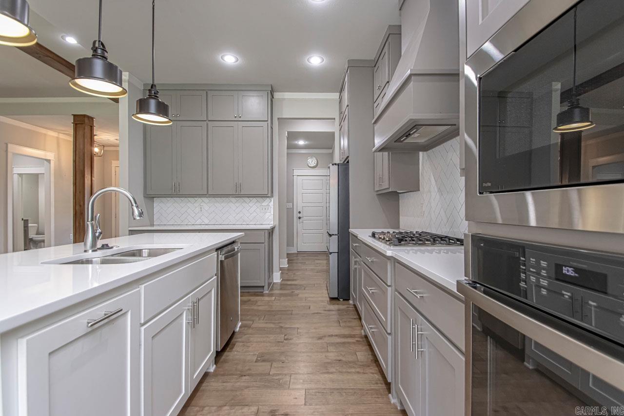 AVILLA HILLS - Residential