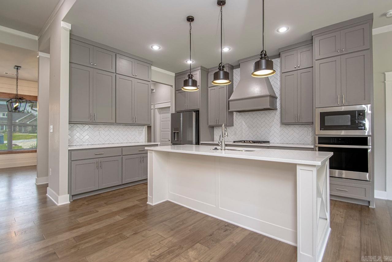 AVILLA HILLS - Residential