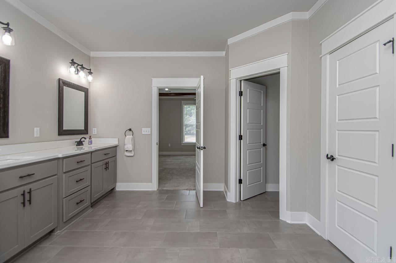 AVILLA HILLS - Residential