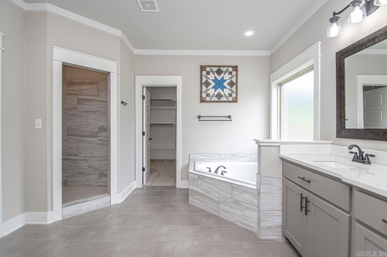 AVILLA HILLS - Residential