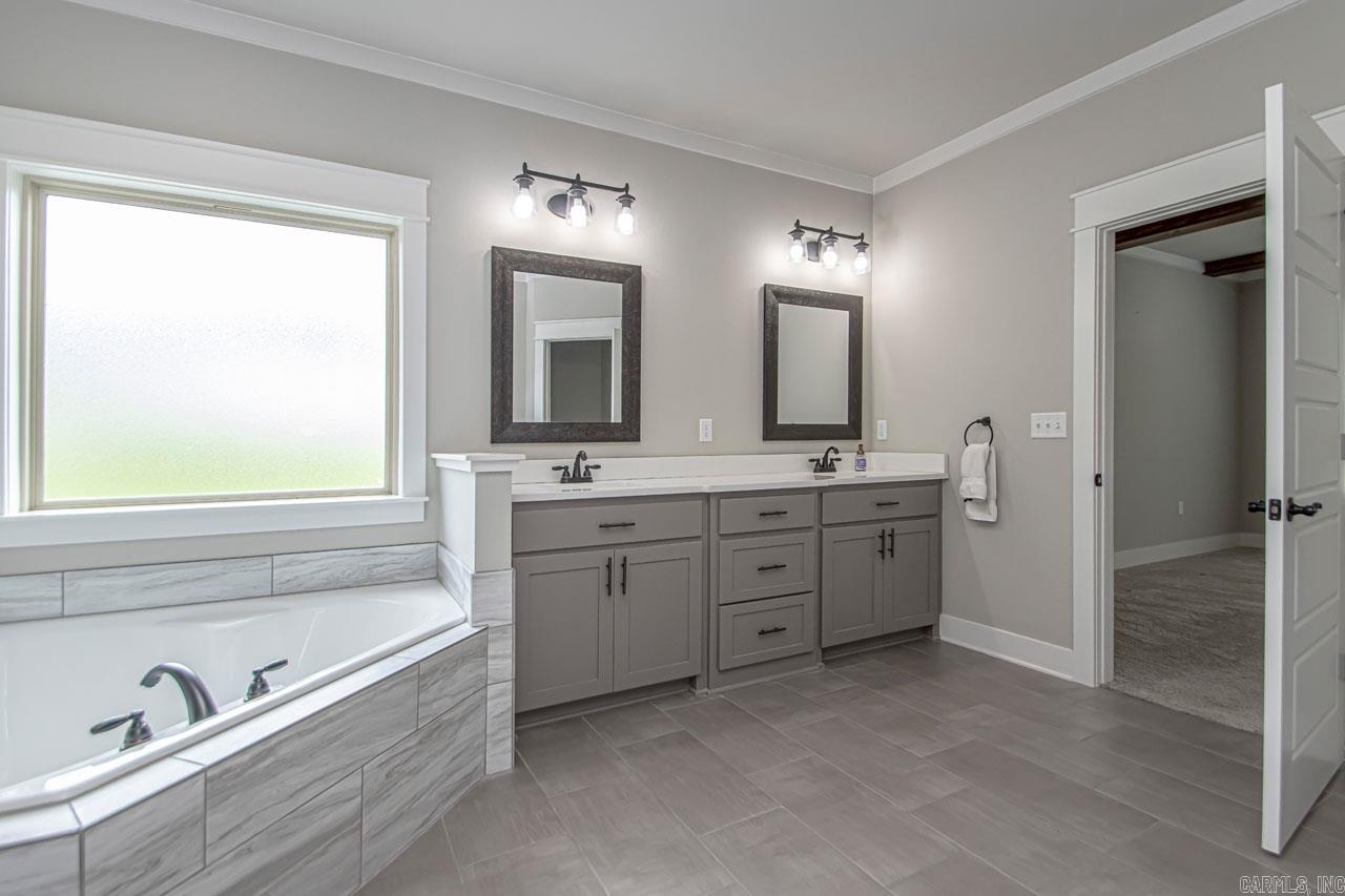 AVILLA HILLS - Residential