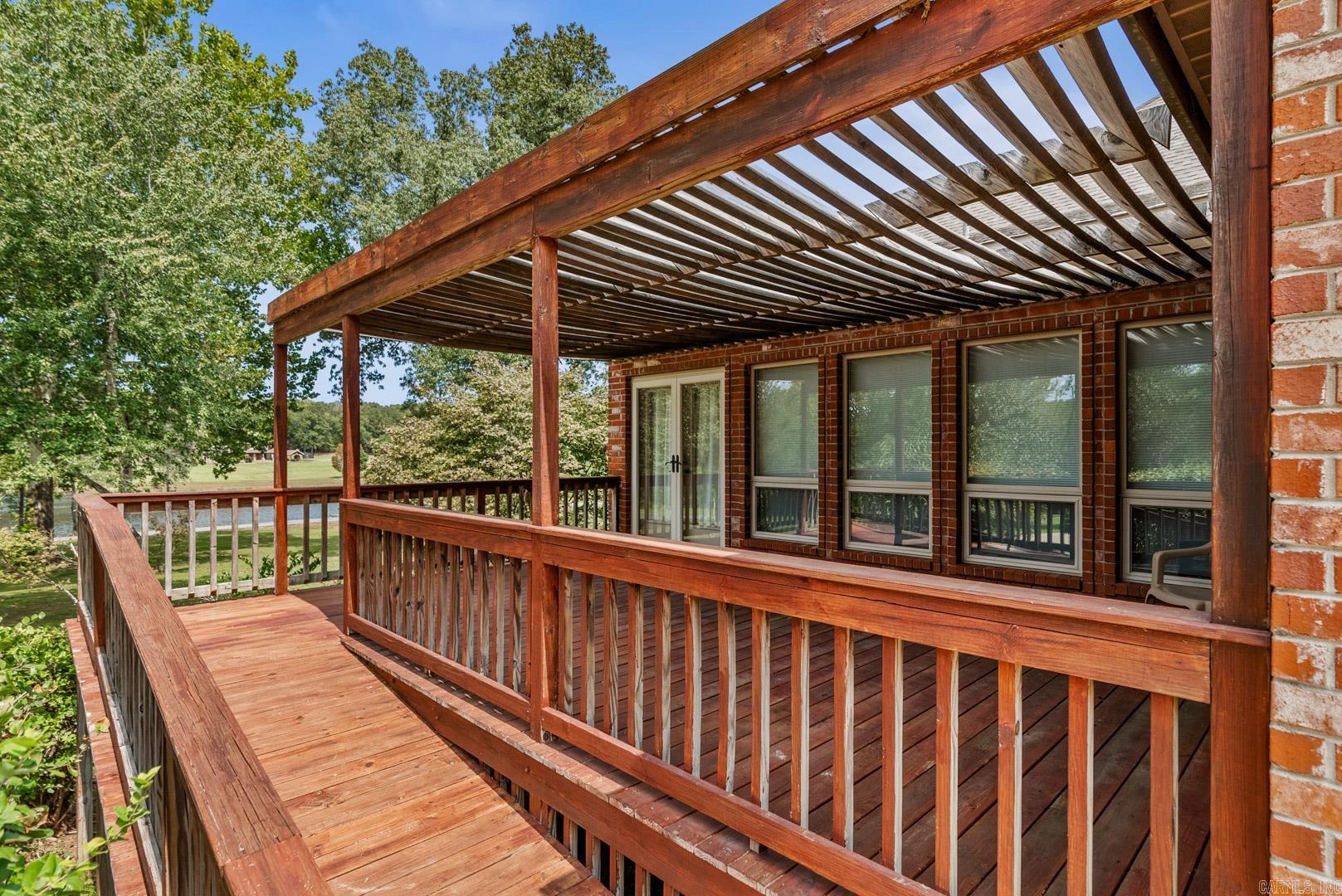 DEER MEADOW - Residential