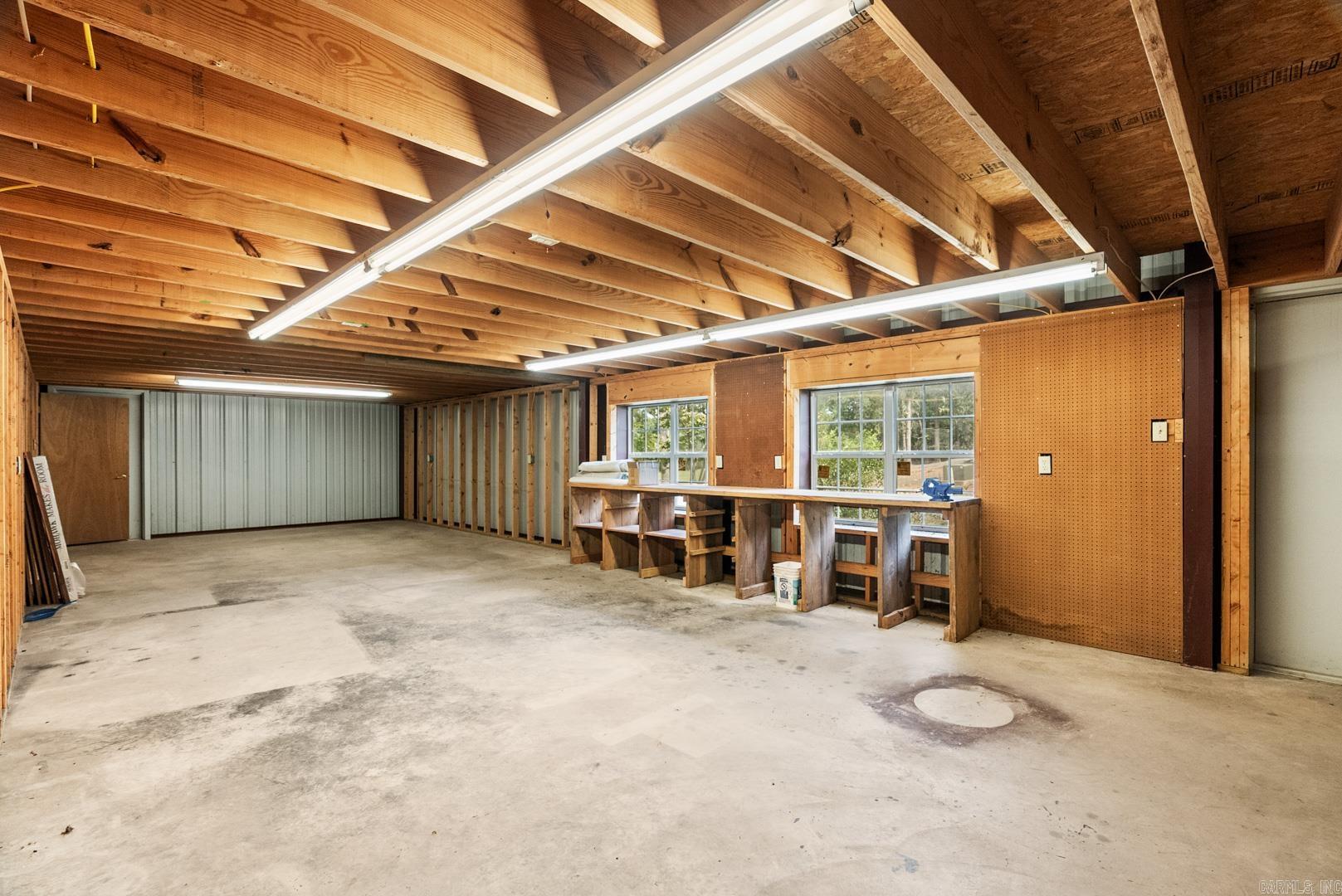 DEER MEADOW - Residential