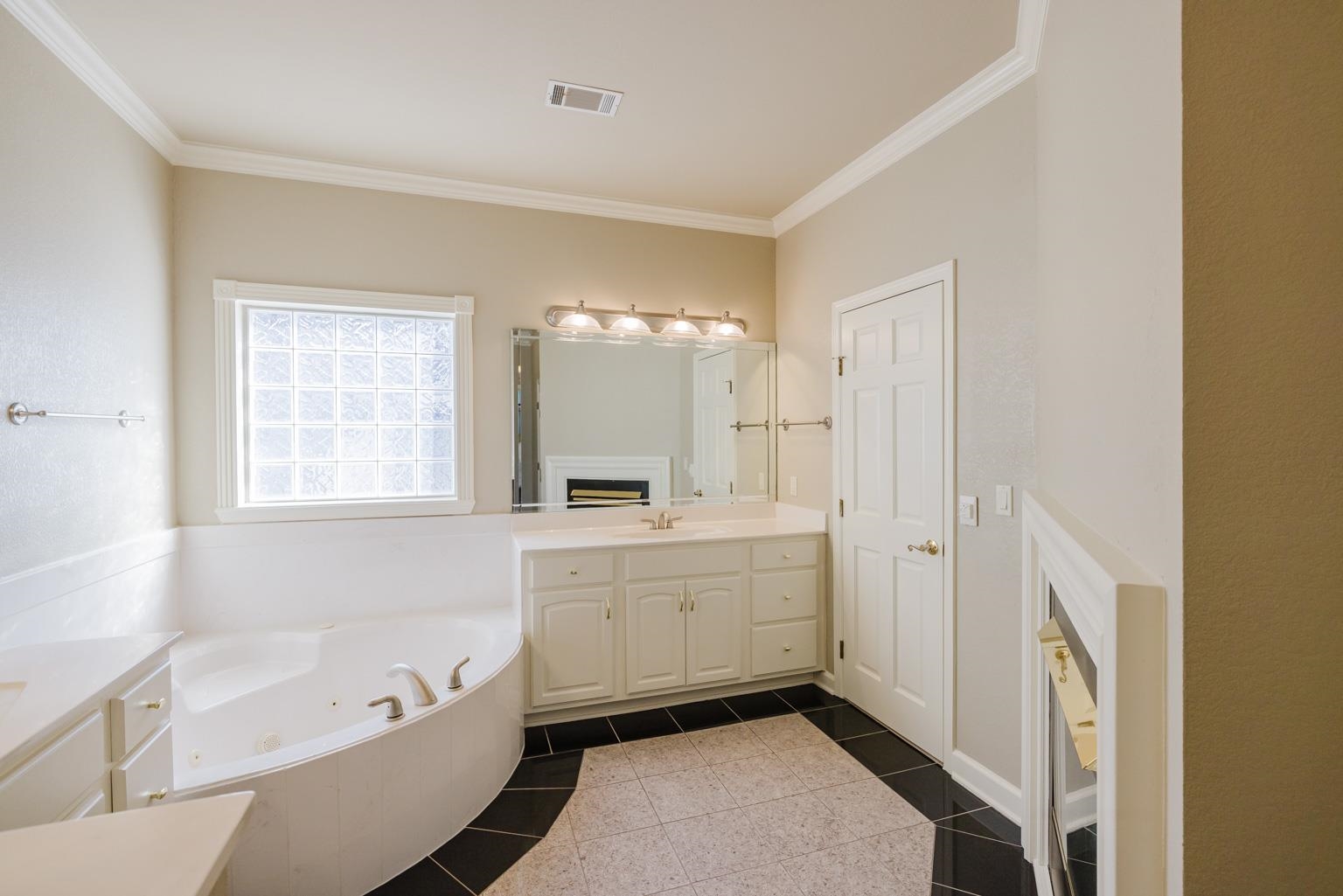 WESTPOINTE - Residential