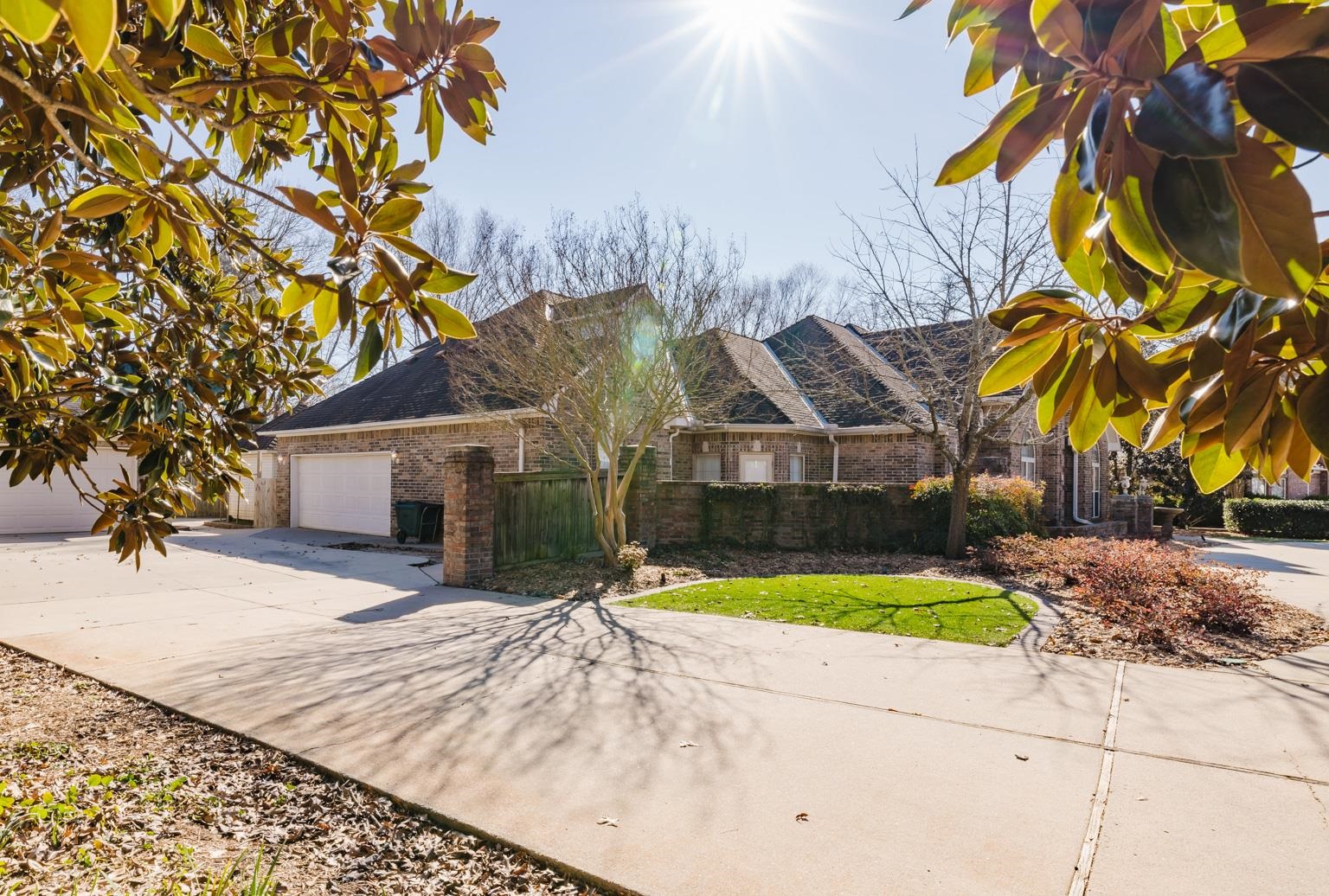 WESTPOINTE - Residential