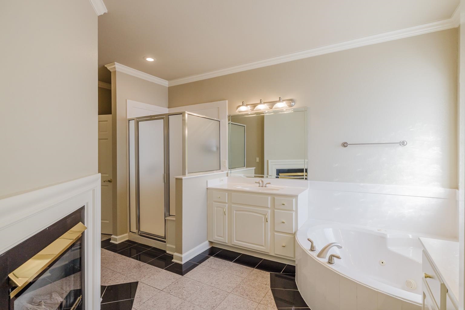 WESTPOINTE - Residential