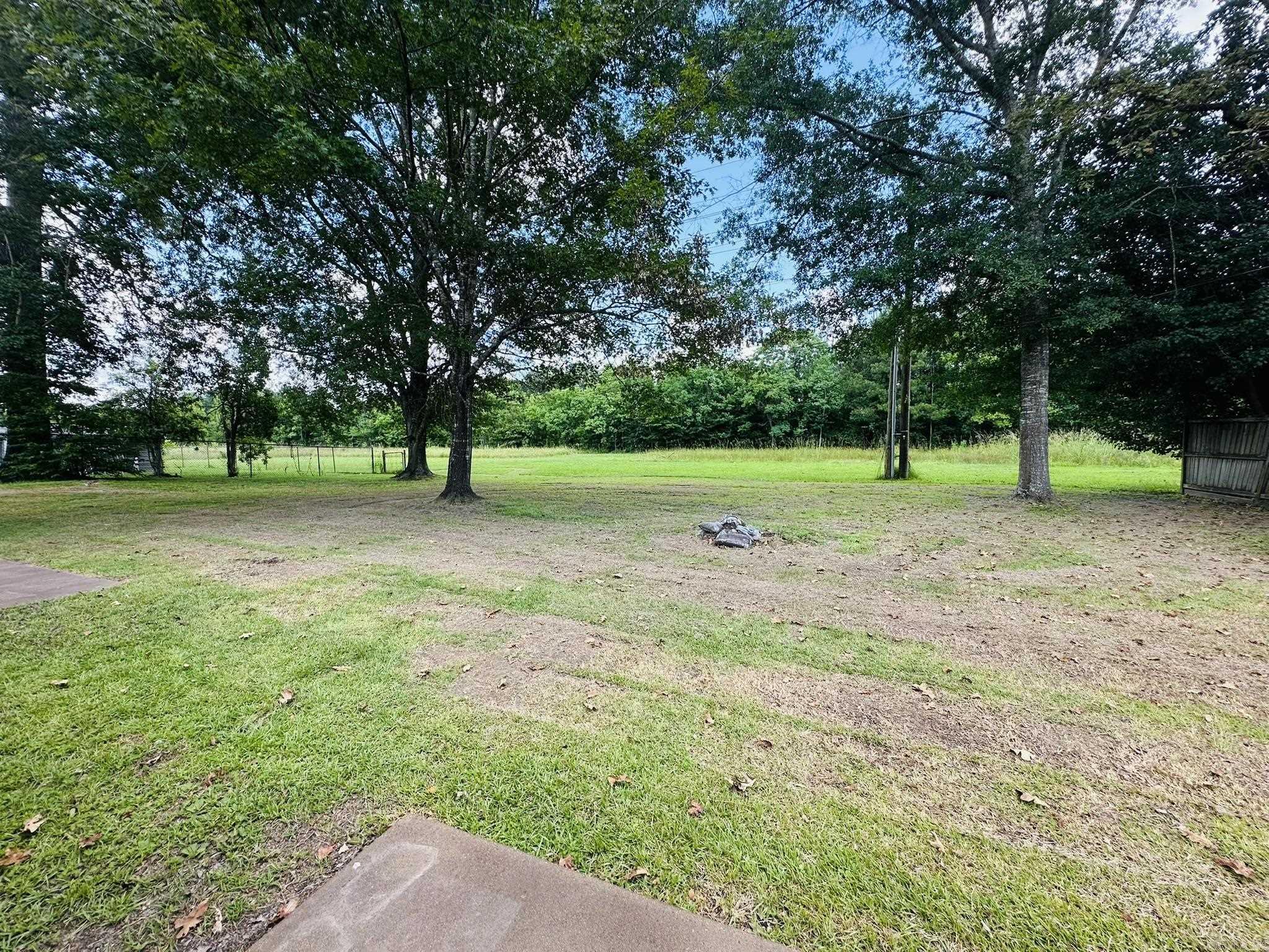 BEVERLY PLACE - Residential