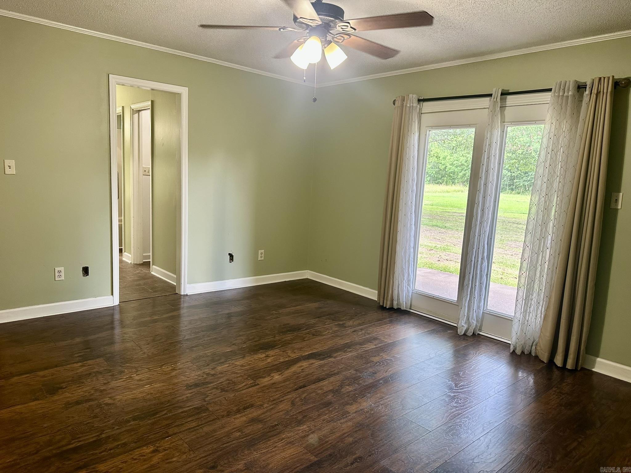 BEVERLY PLACE - Residential