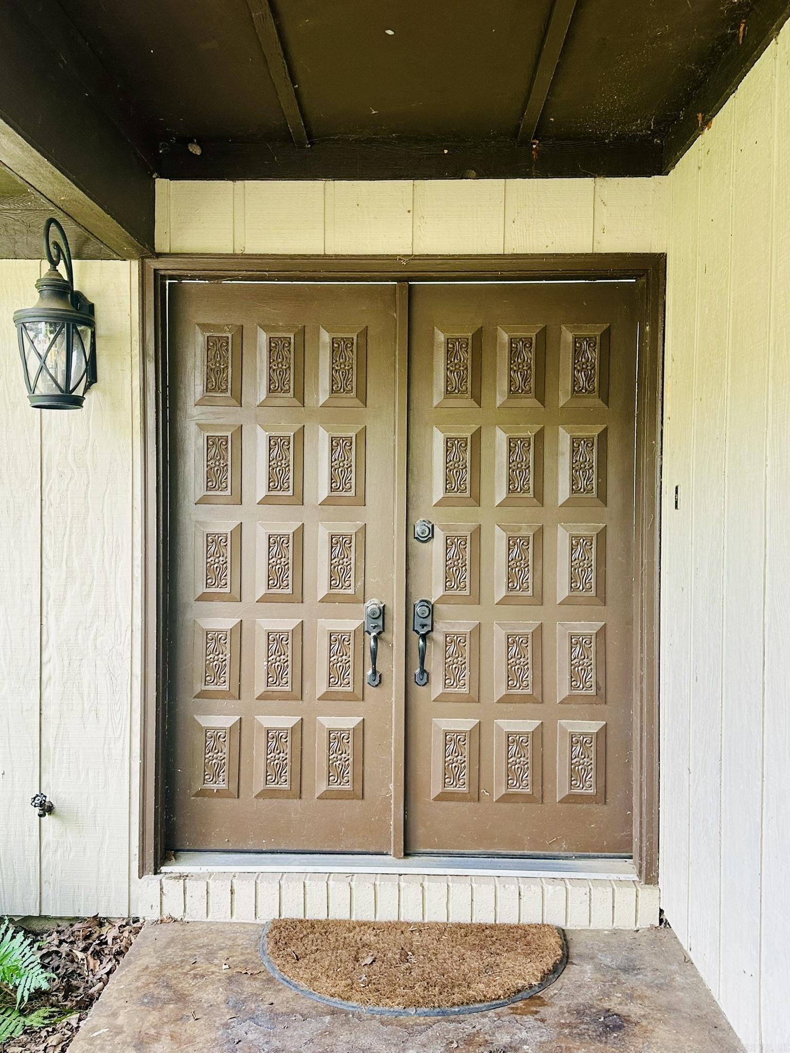 BEVERLY PLACE - Residential