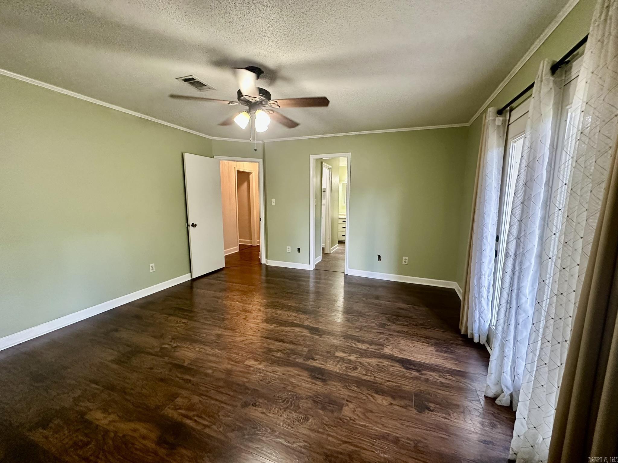 BEVERLY PLACE - Residential