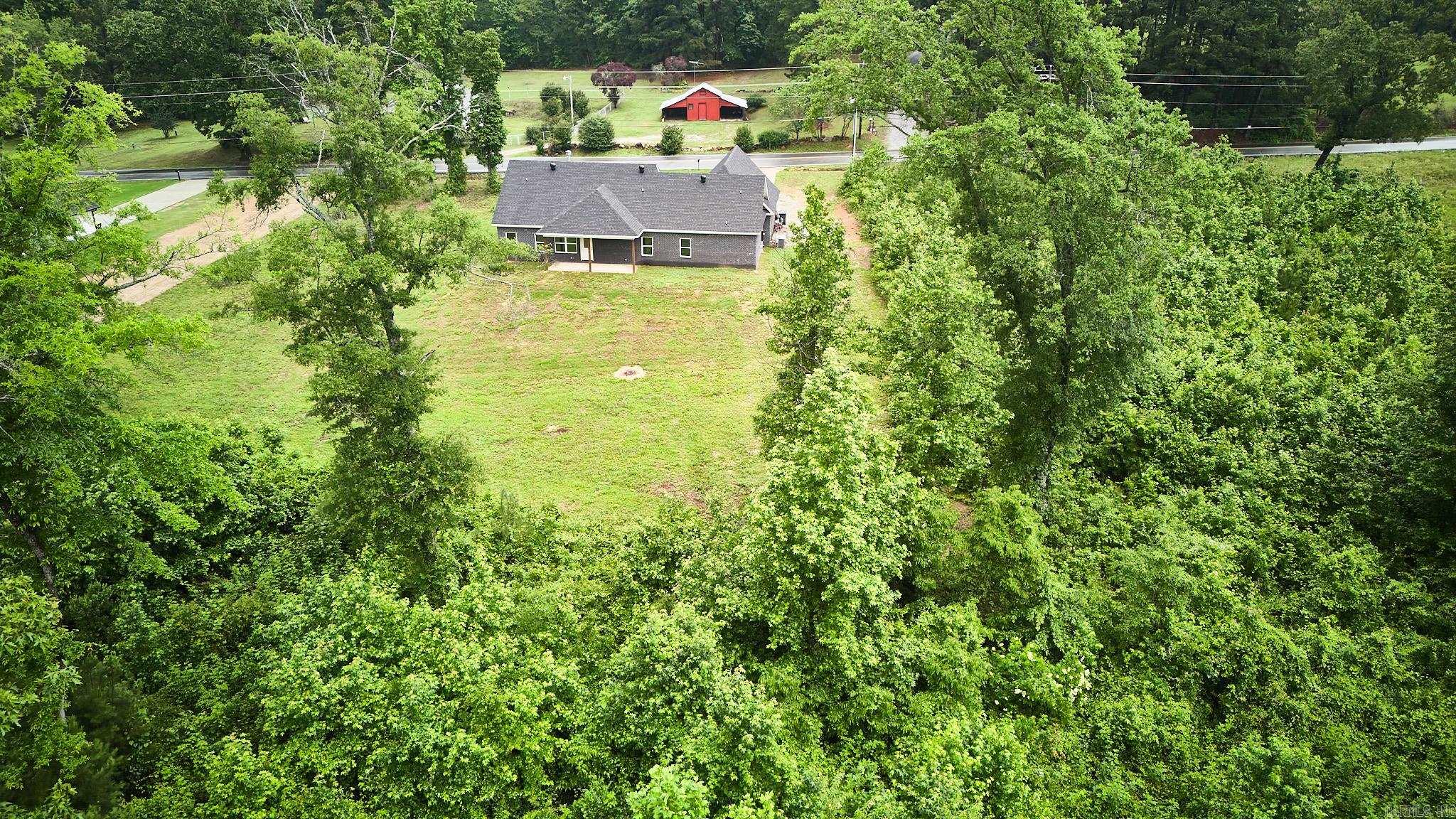 LYDIA'S PLACE - Residential