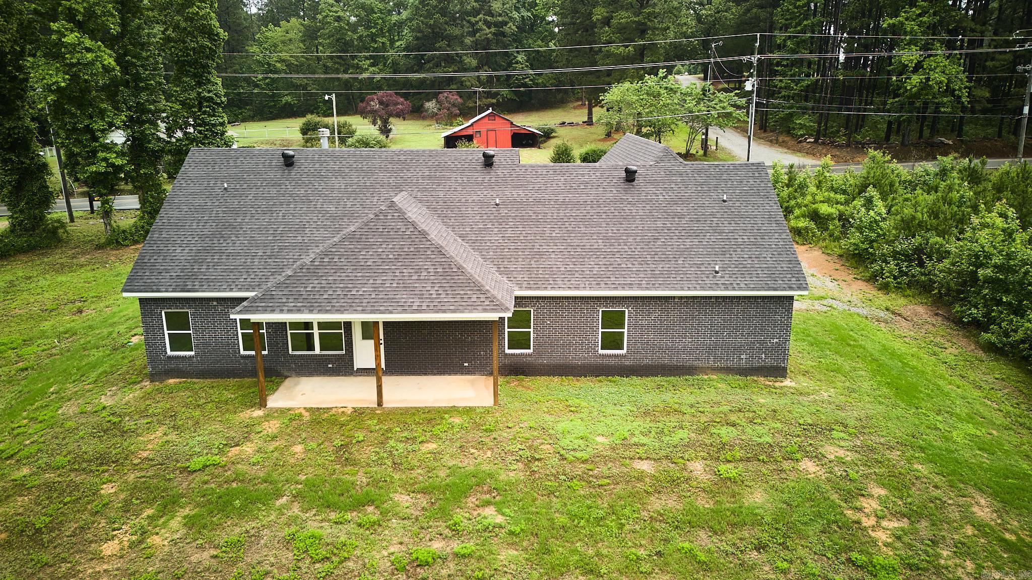LYDIA'S PLACE - Residential