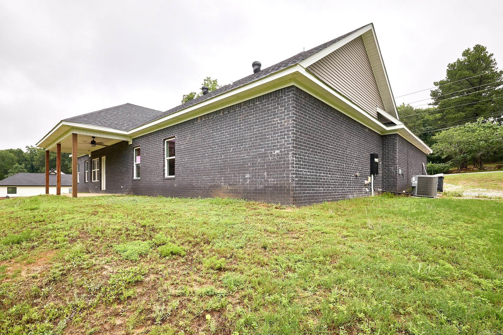 LYDIA'S PLACE - Residential