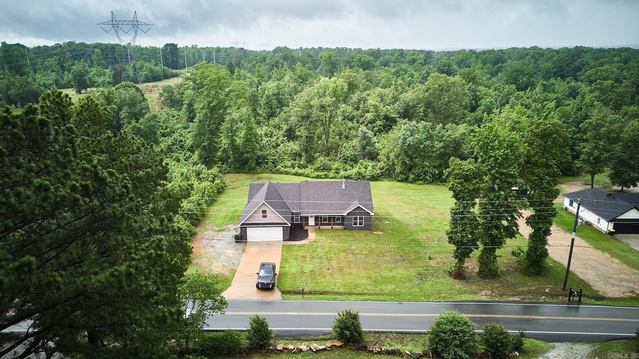LYDIA'S PLACE - Residential