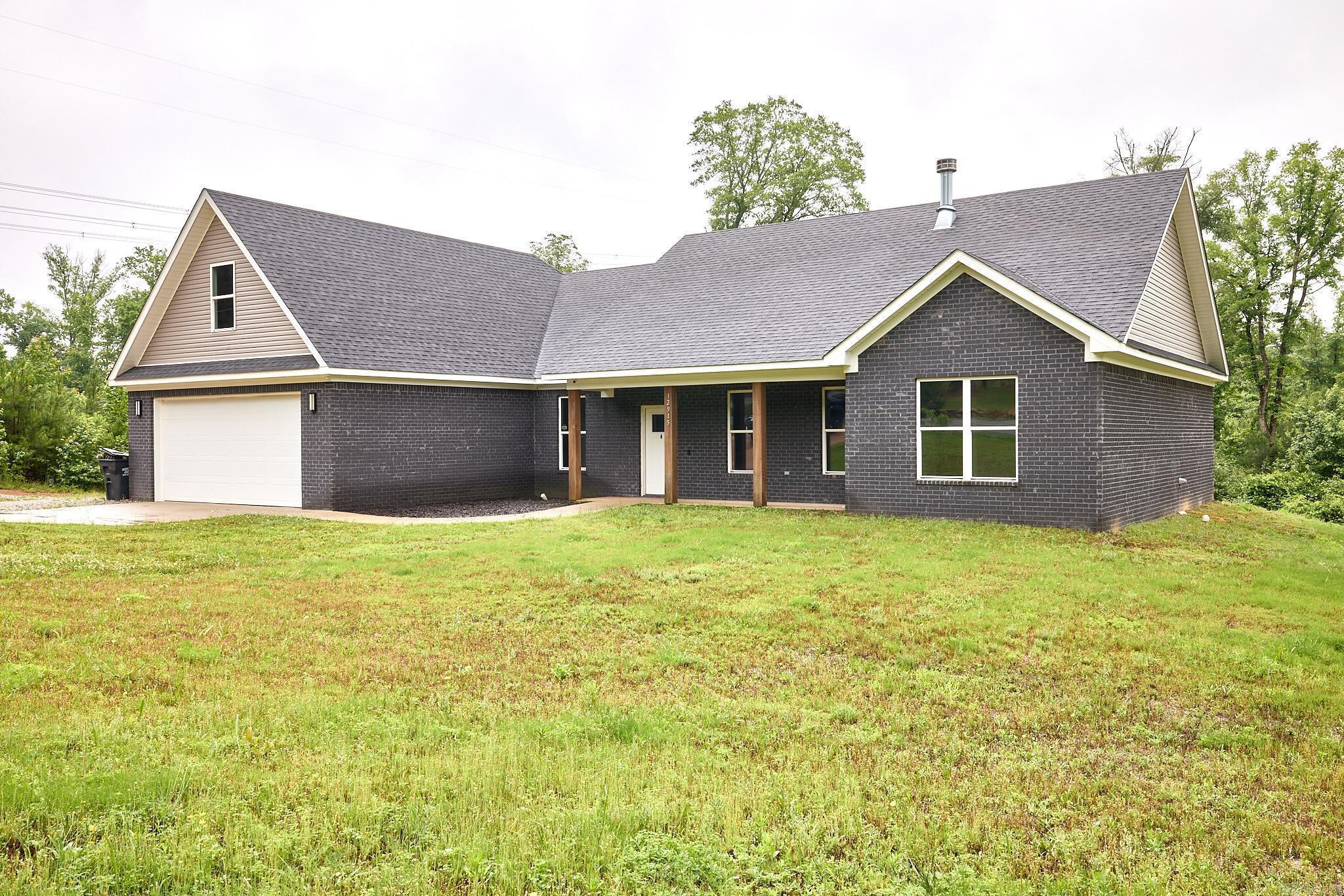 LYDIA'S PLACE - Residential
