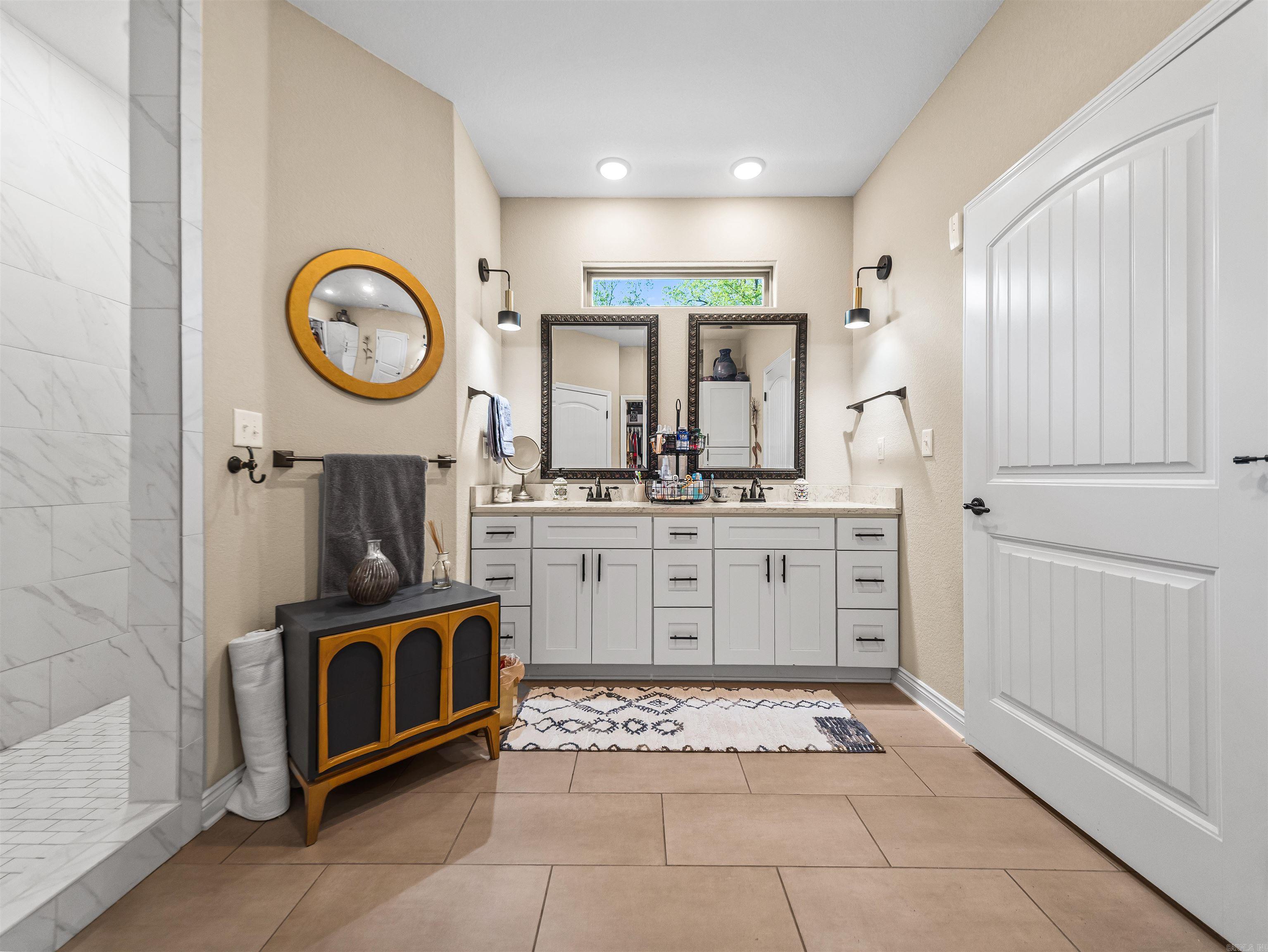 BURGOS - Residential