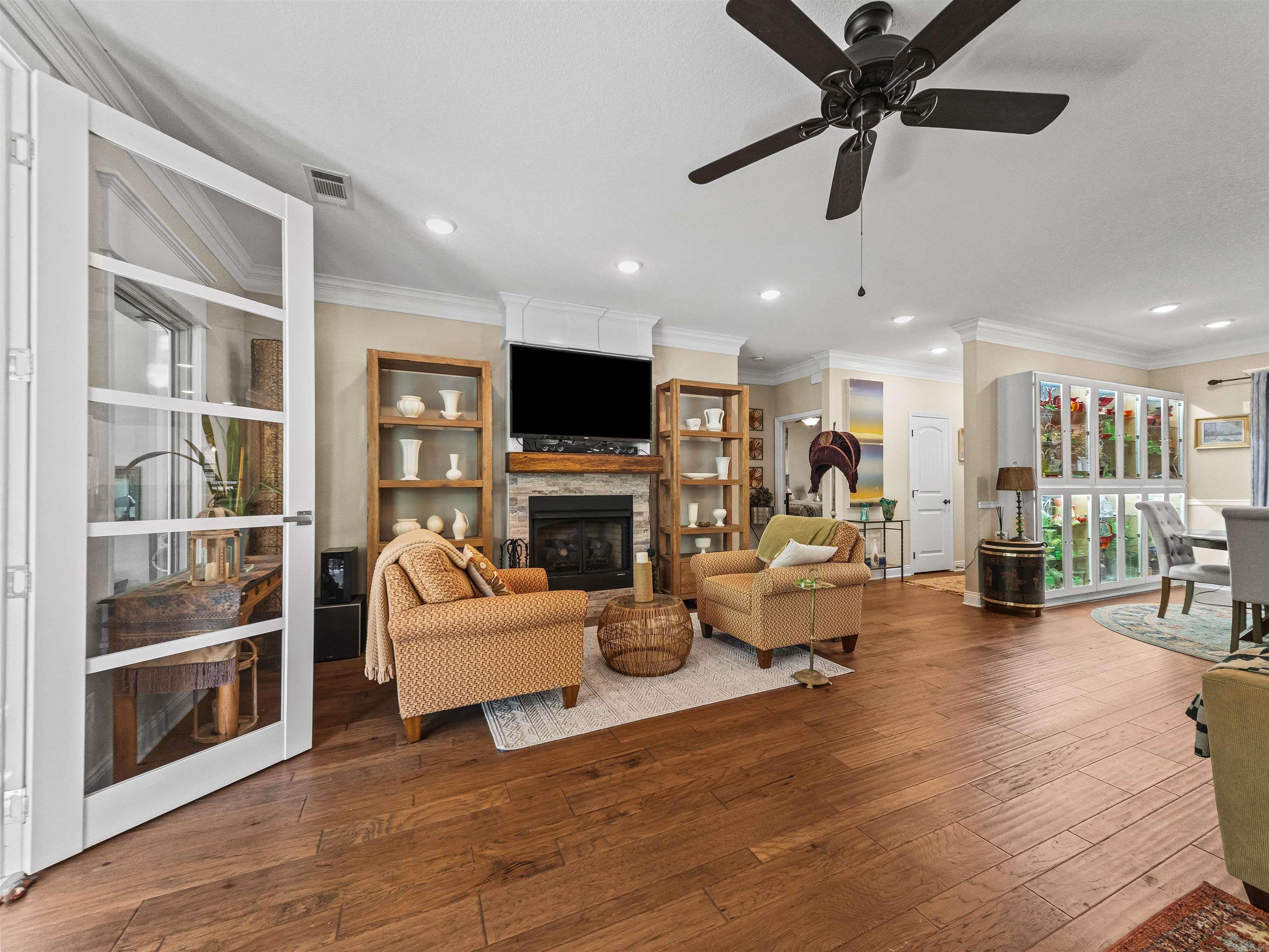 BURGOS - Residential