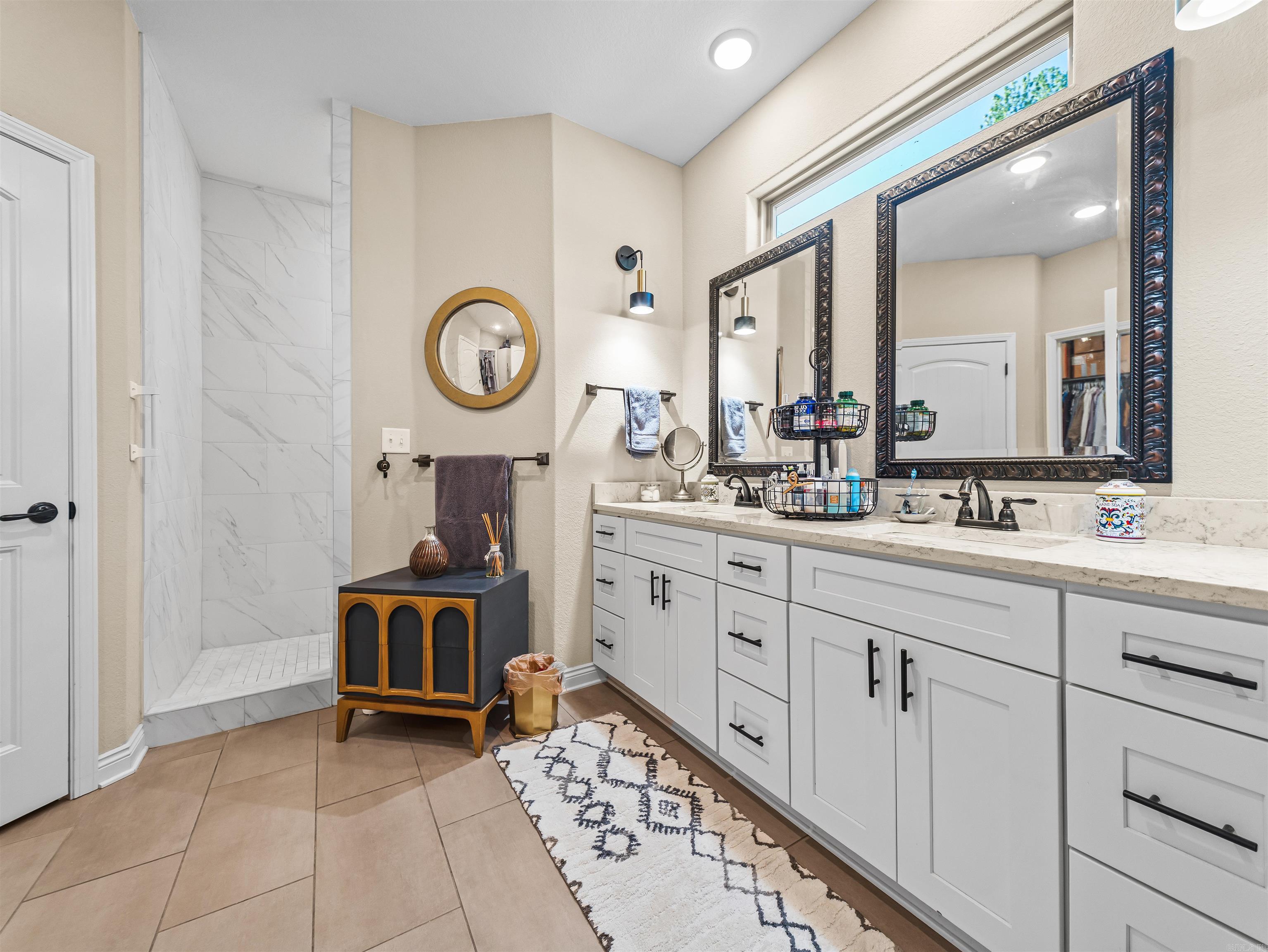 BURGOS - Residential