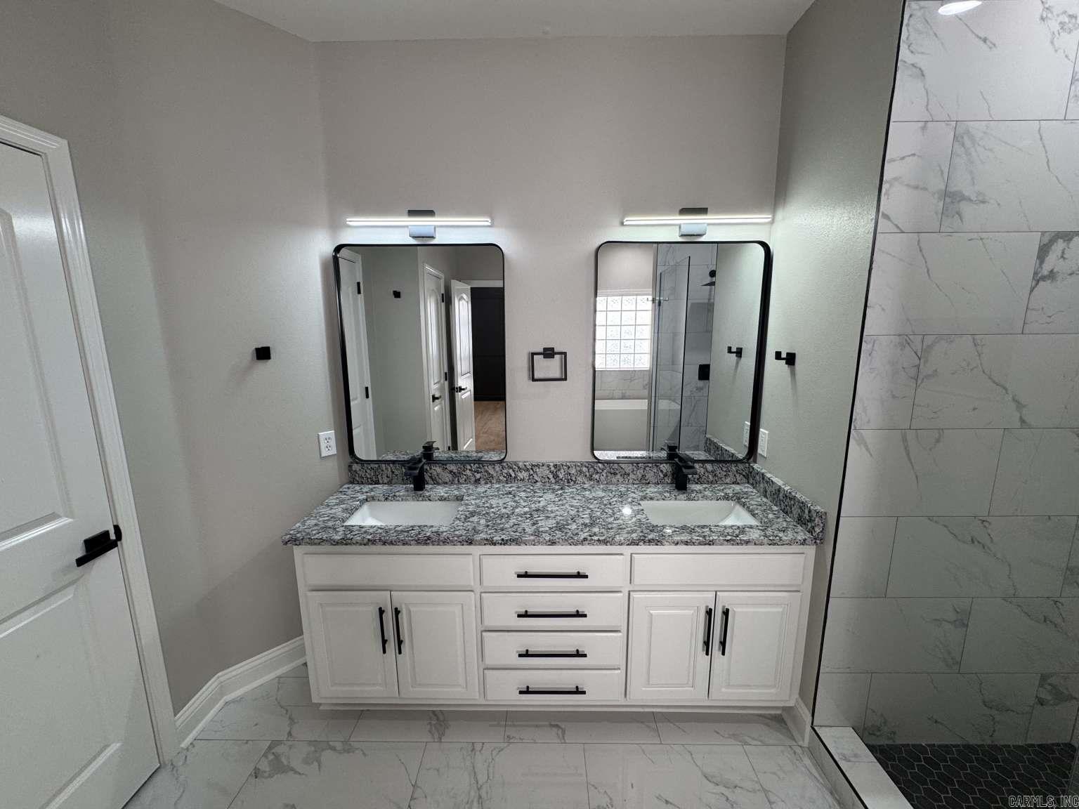 GIBRALTER HGTS - Residential