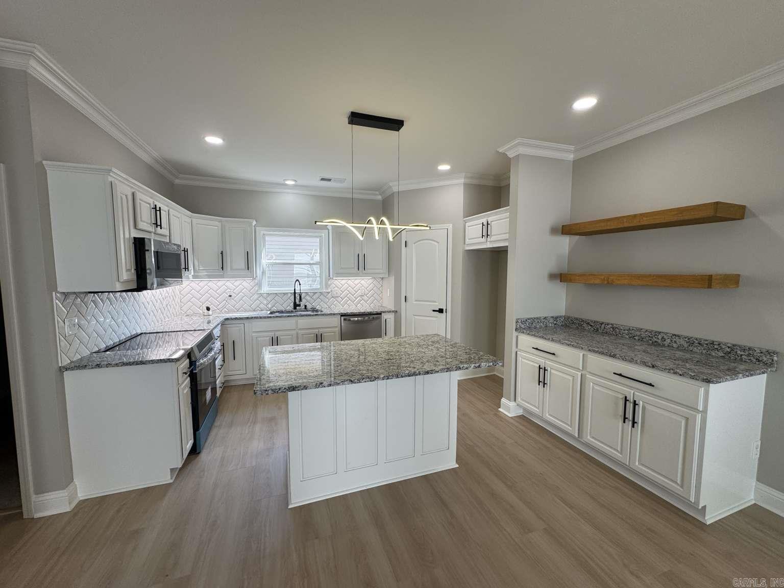 GIBRALTER HGTS - Residential