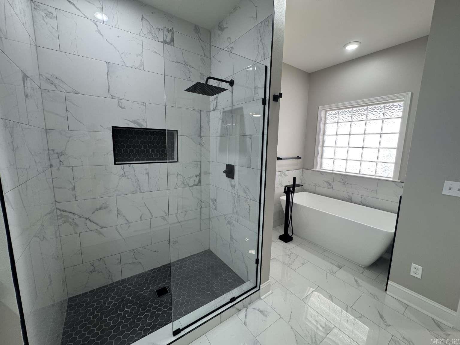 GIBRALTER HGTS - Residential