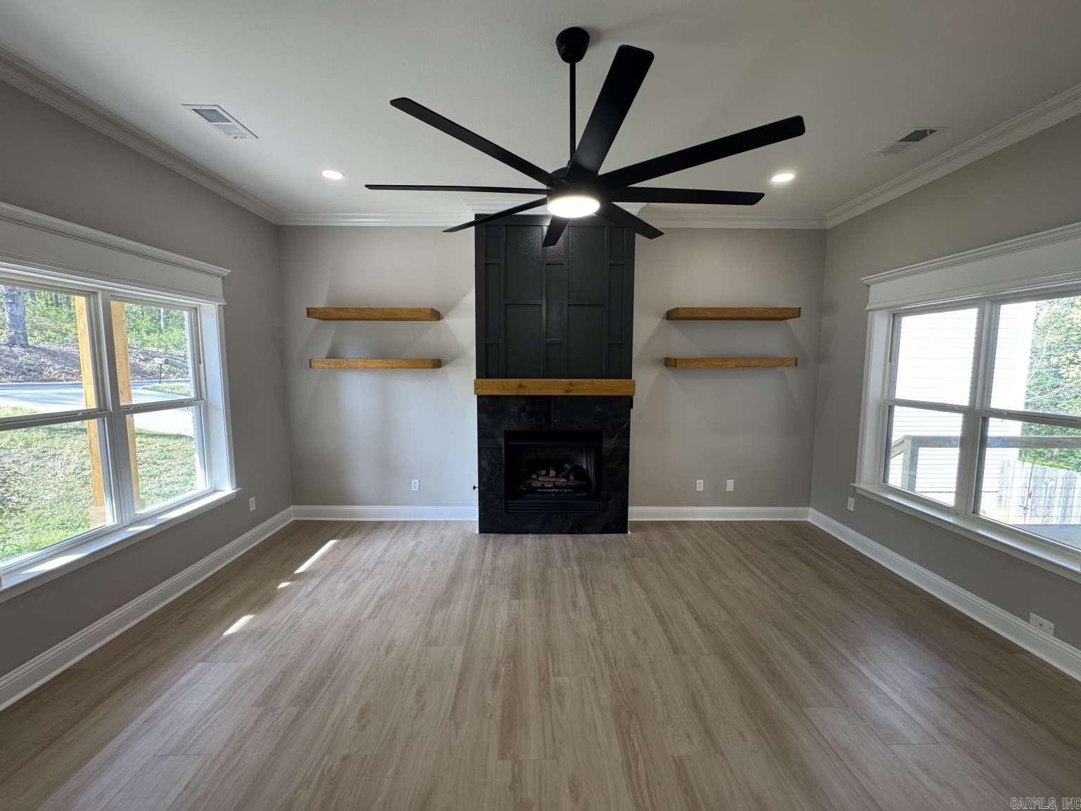 GIBRALTER HGTS - Residential