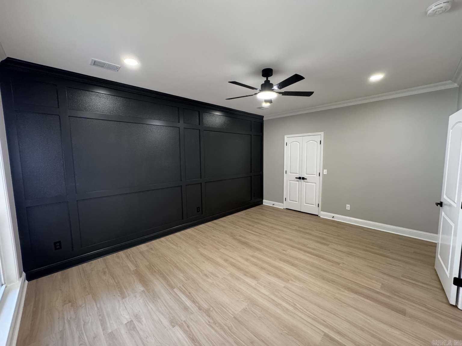 GIBRALTER HGTS - Residential