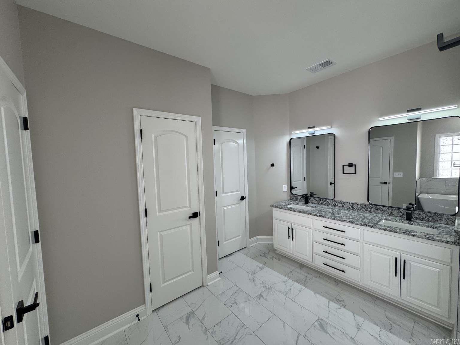 GIBRALTER HGTS - Residential