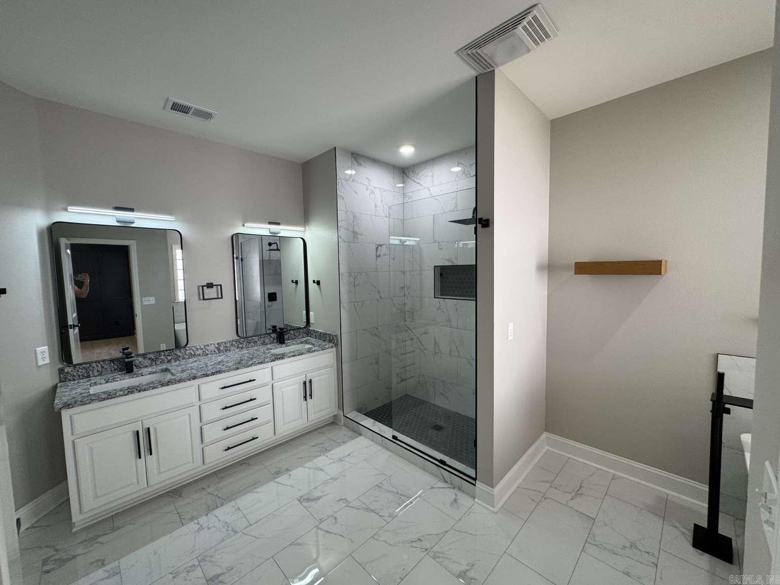 GIBRALTER HGTS - Residential