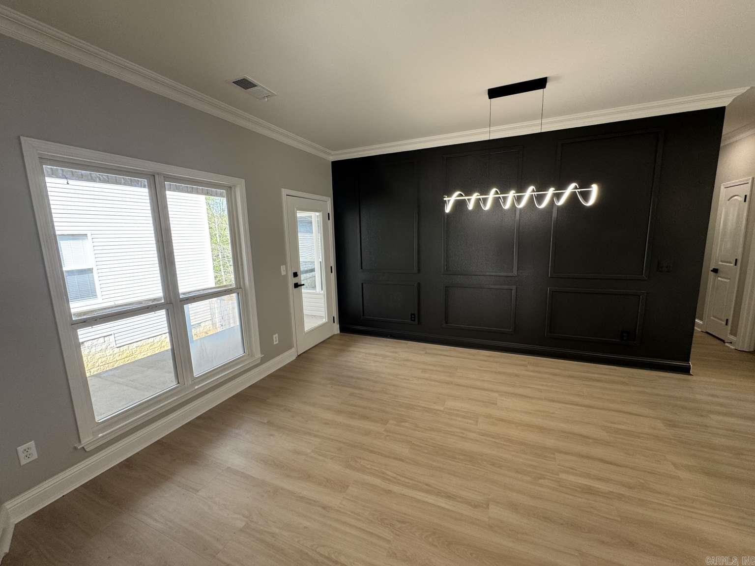 GIBRALTER HGTS - Residential