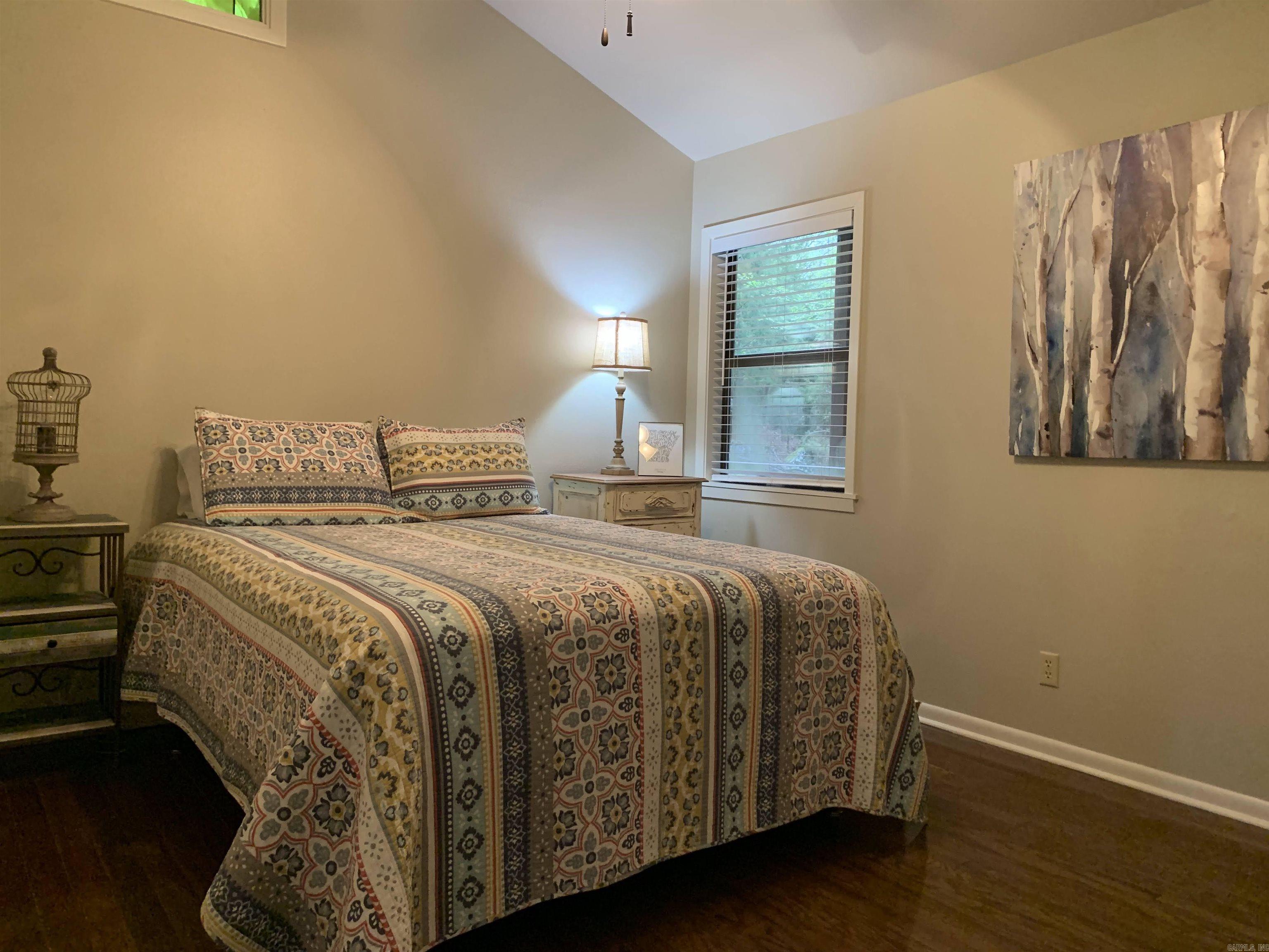 Eden Isle-Country Club - Residential