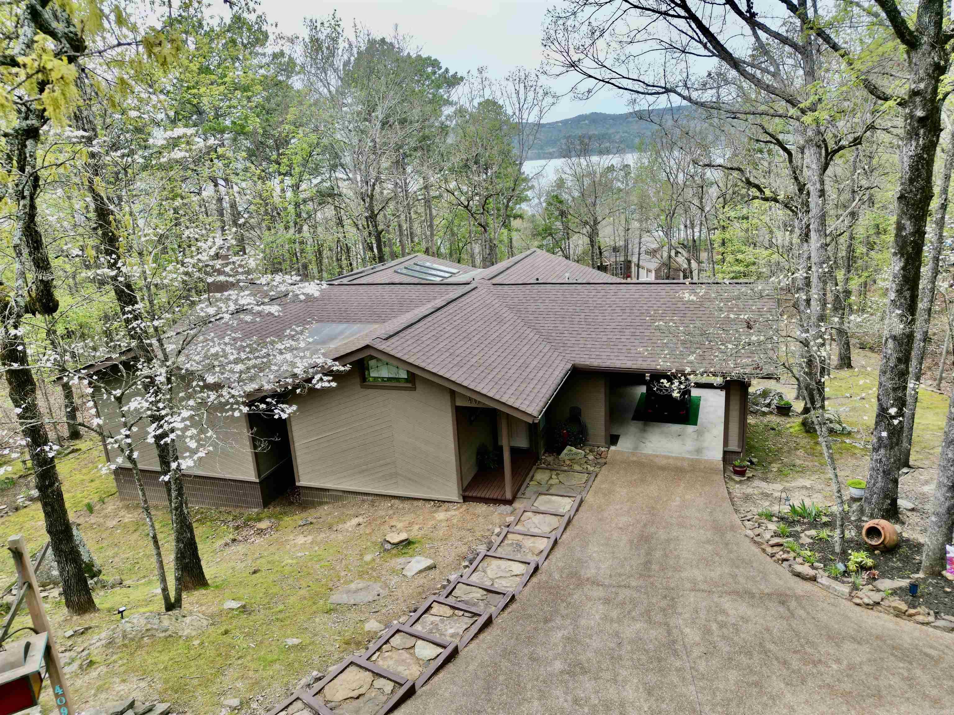 Eden Isle-Country Club - Residential