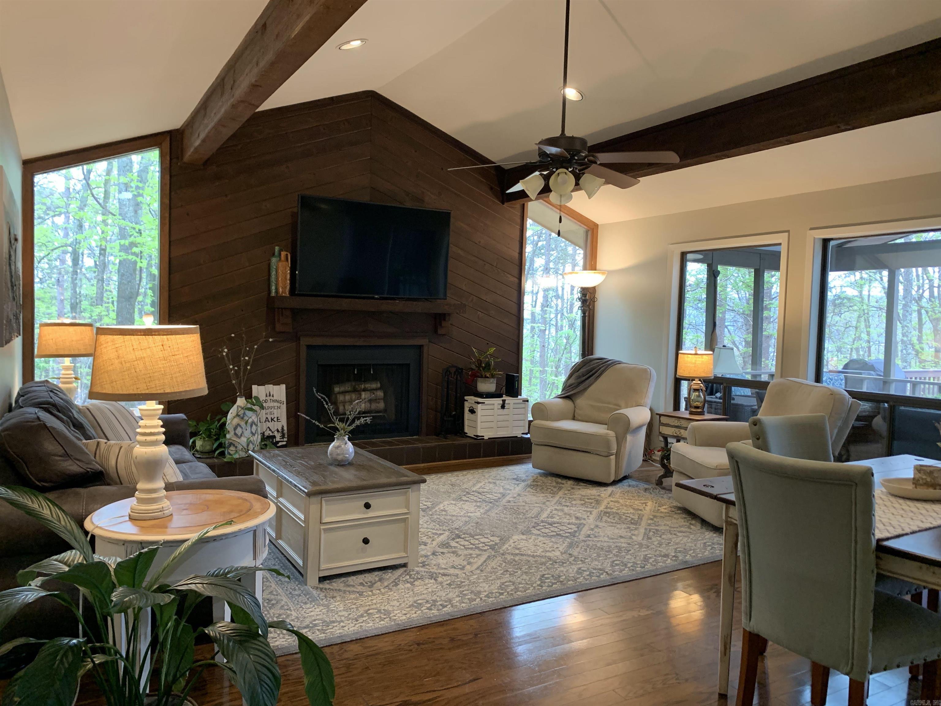 Eden Isle-Country Club - Residential