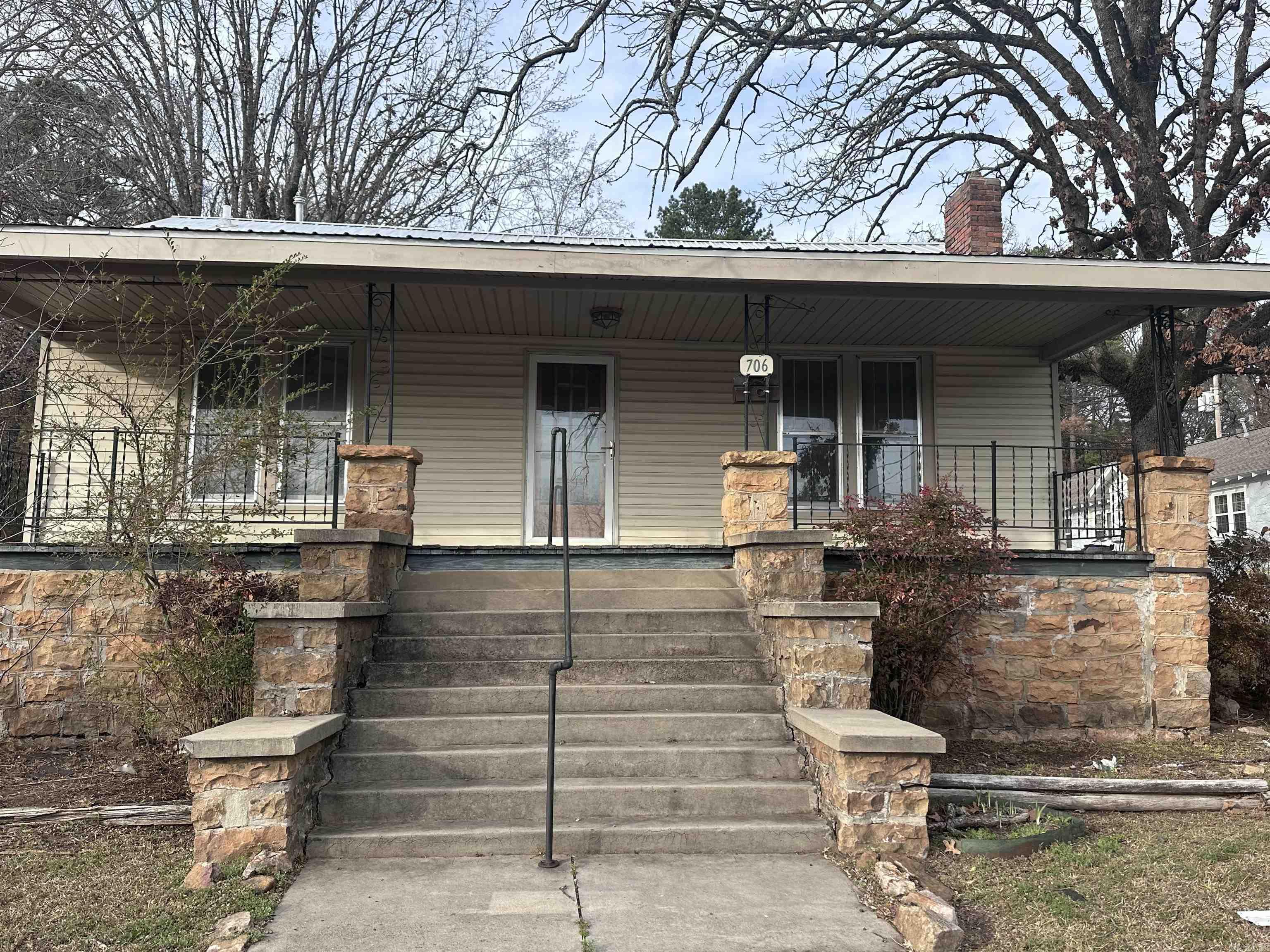 Heiliger - Commercial Sale